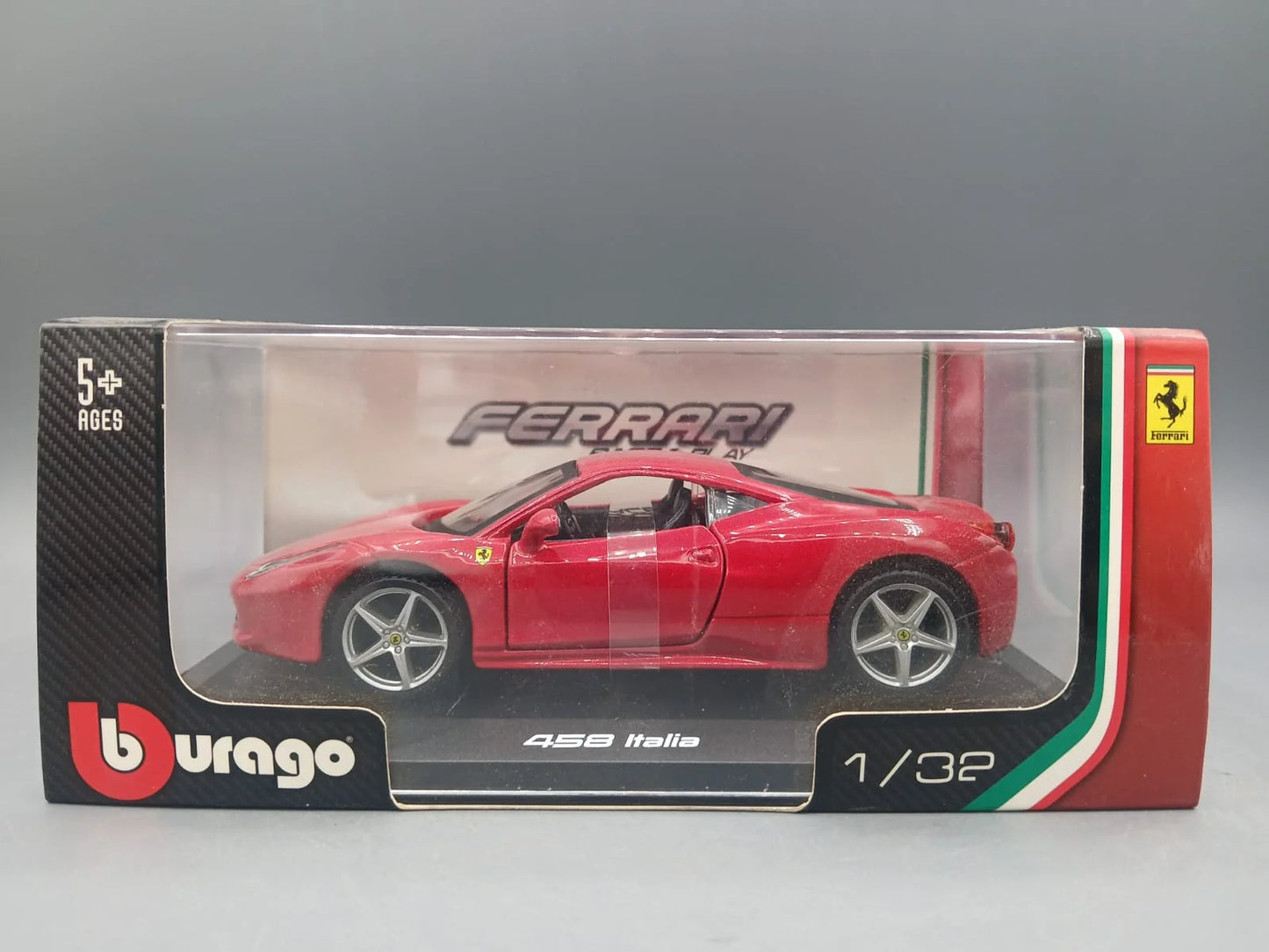 Bburago Ferrari 458 Italia Red