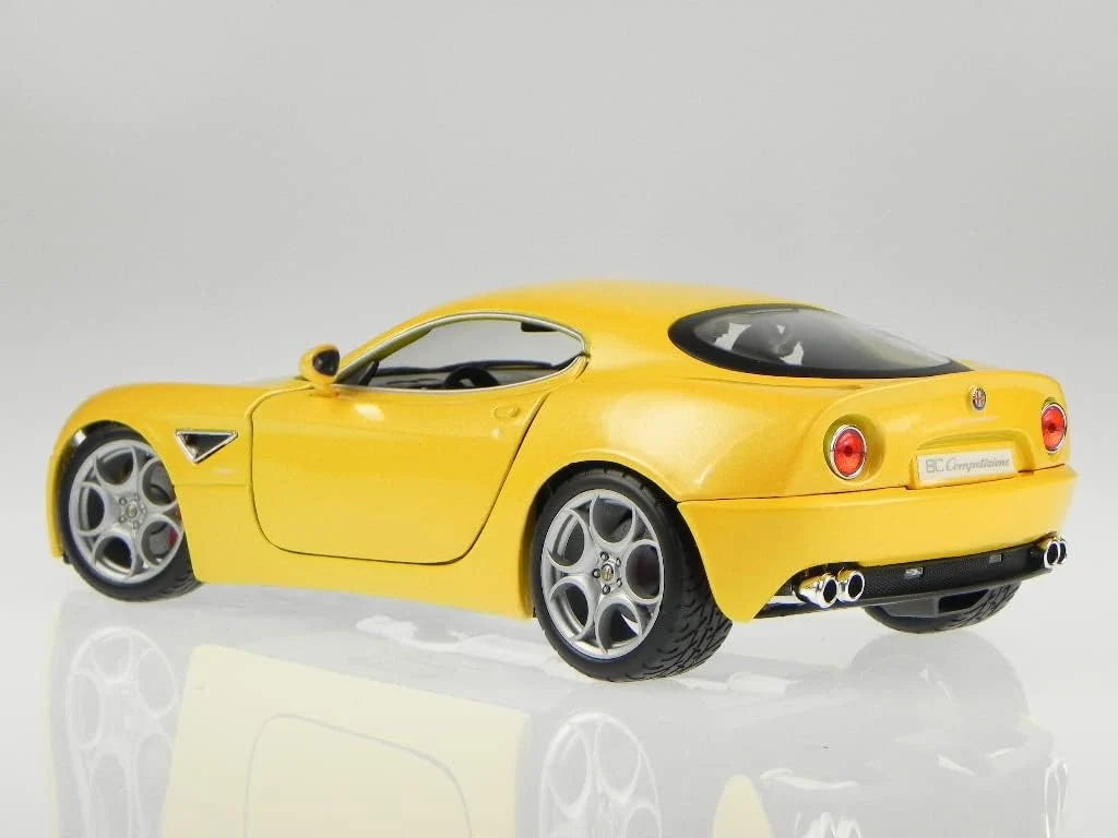 Bburago Alfa 8C Competizione Yellow