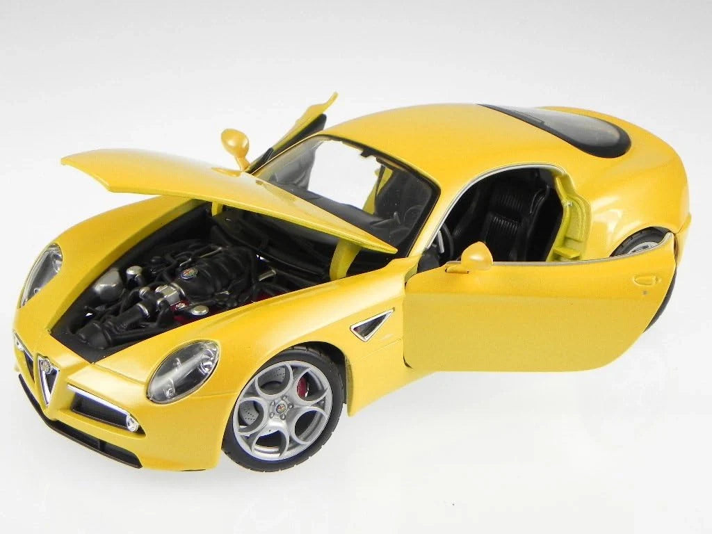 Bburago Alfa 8C Competizione Yellow
