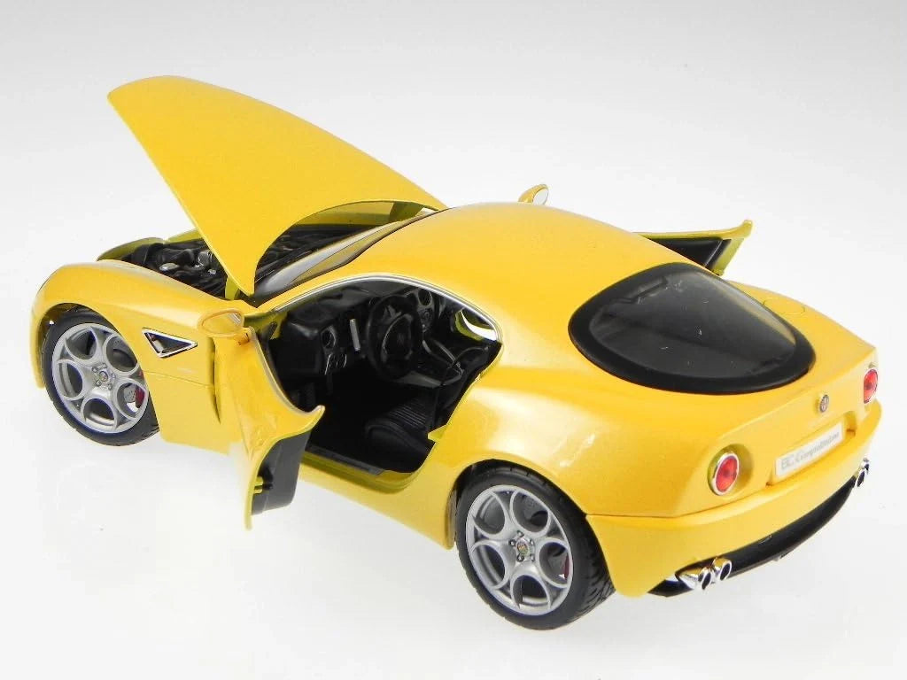 Bburago Alfa 8C Competizione Yellow