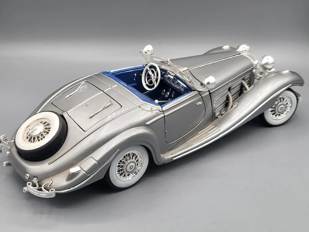 Maisto Mercedes Benz-500K Grey