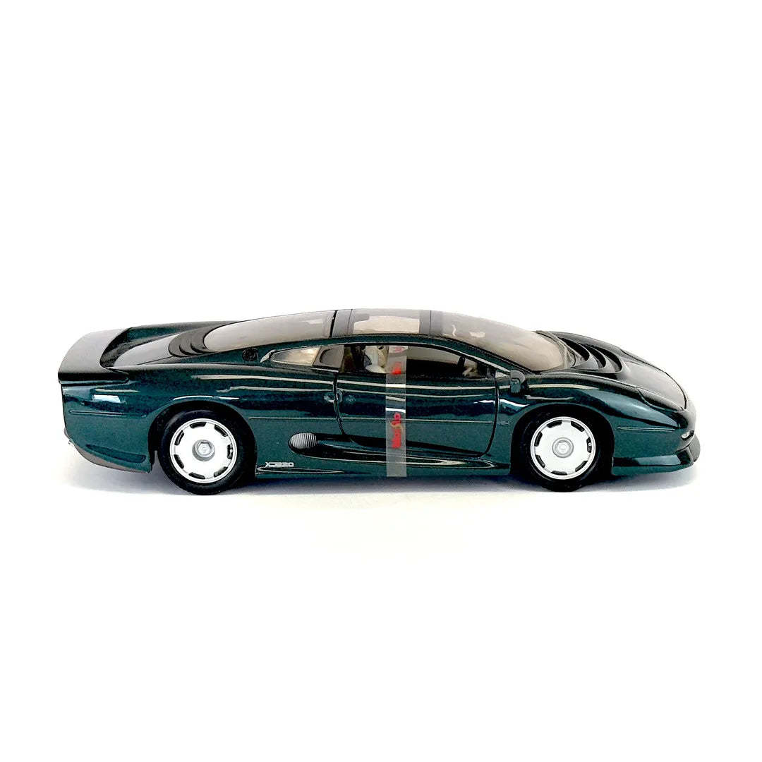 Maisto Special Edition Jaguar XJ 220 Green