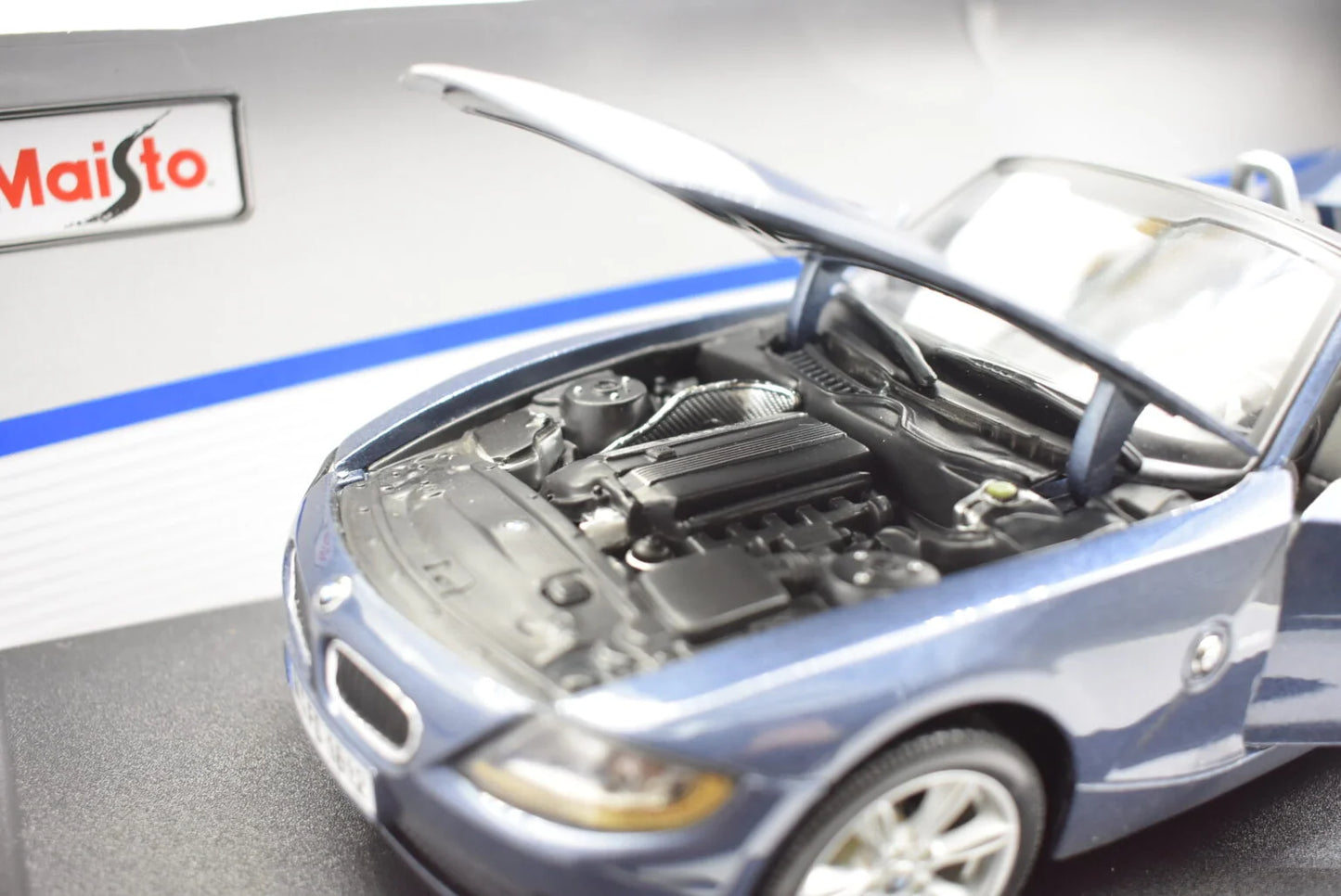 Maisto Special Edition BMW Z4 Blue