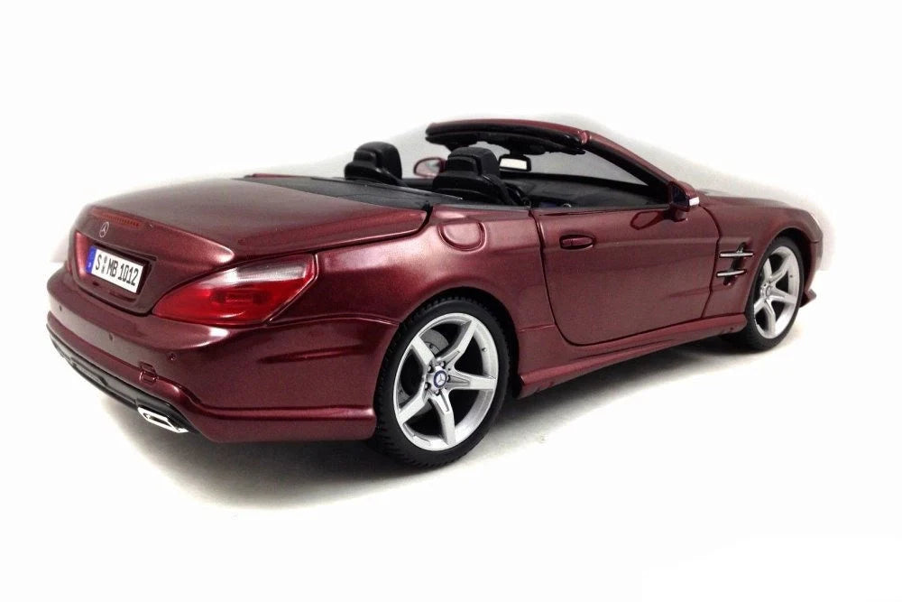 Maisto Special Edition Mercedes-Benz SL500 Maroon