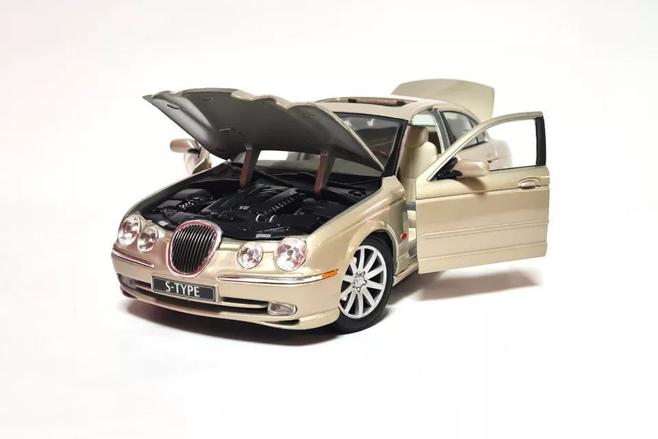 Maisto Special Edition Jaguar S Type Golden
