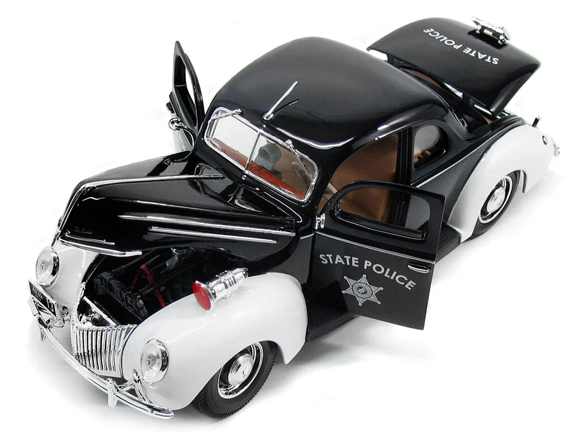 Maisto Special Edition Ford Deluxe 1939 Black Police Edition