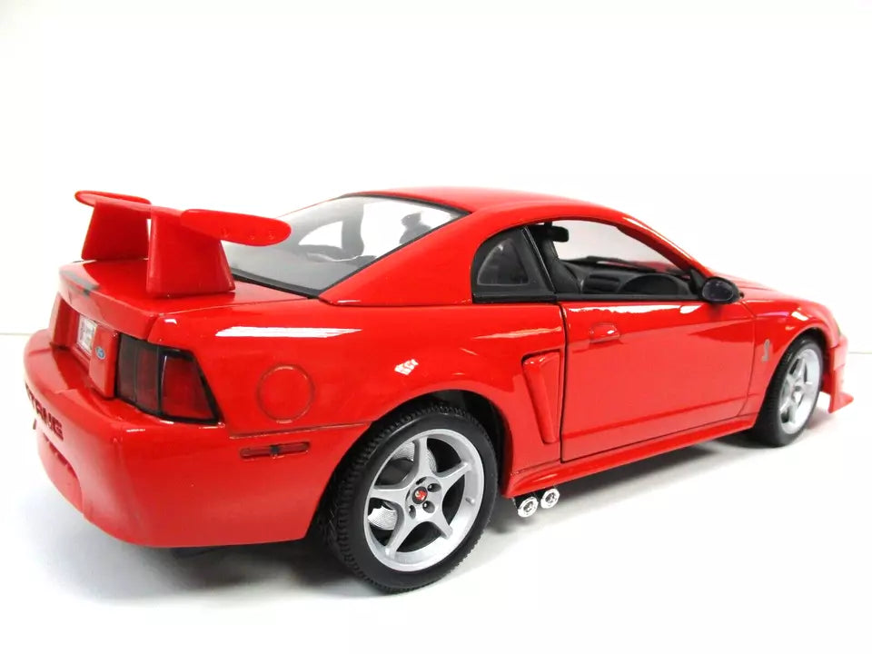 Maisto Special Edition Ford Mustang SVT Cobra Red