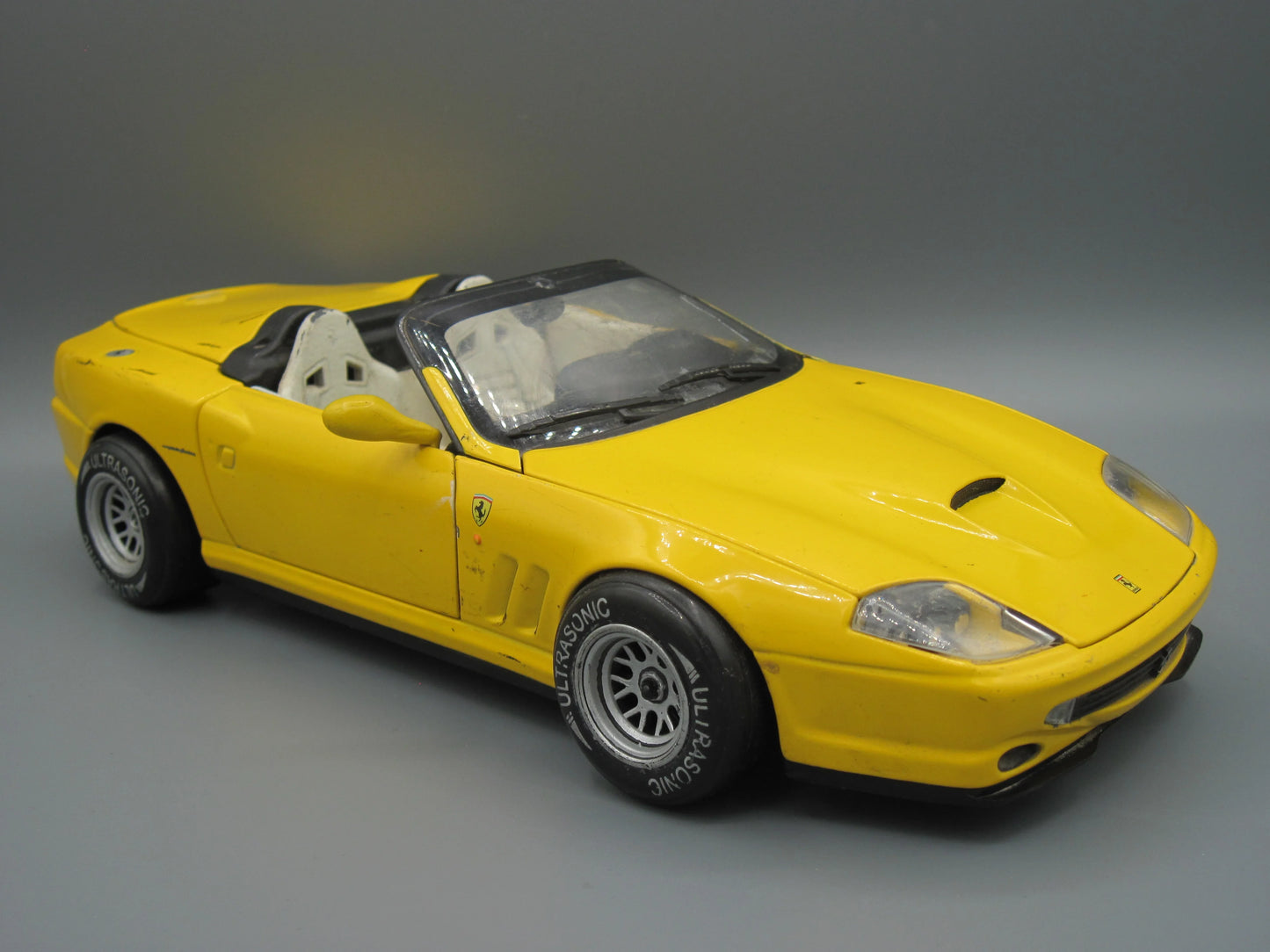Hot Wheels Special Edition Ferrari 550 Barchetta Yellow