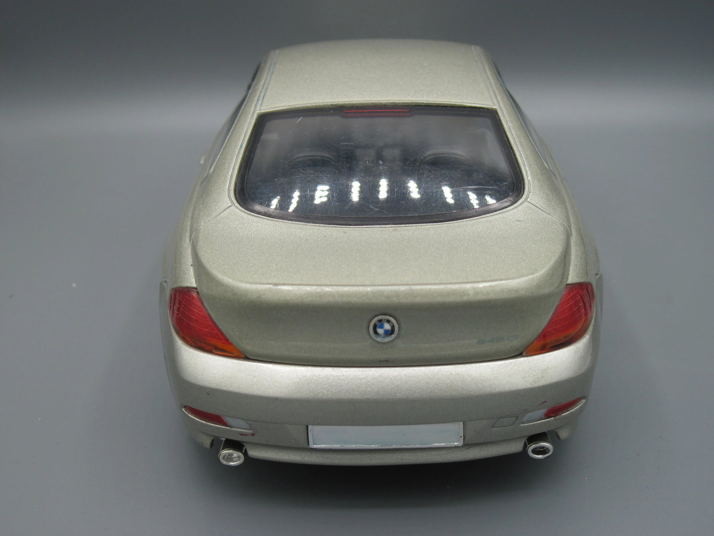 Hot Wheels BMW 645Ci Coupe Gold