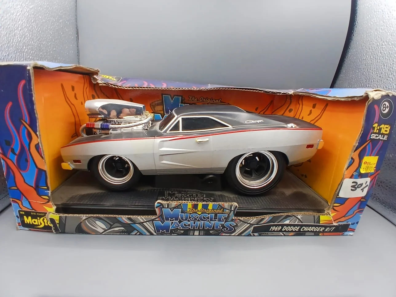 Maisto Dodge Charger R/T 440 with base Black and Red Muscle Machine