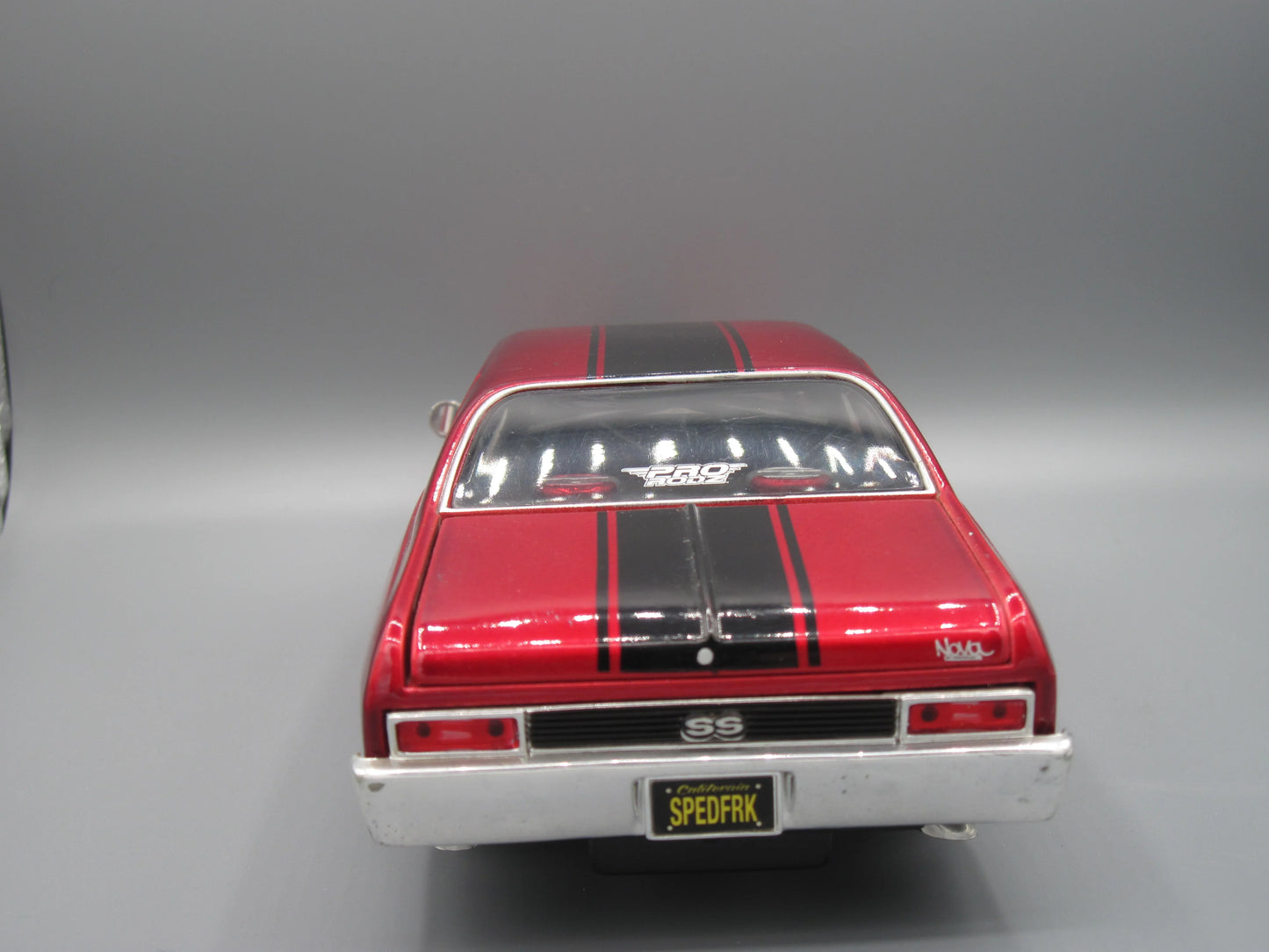 Maisto Special Edition Chevrolet Nova SS 1970 Red