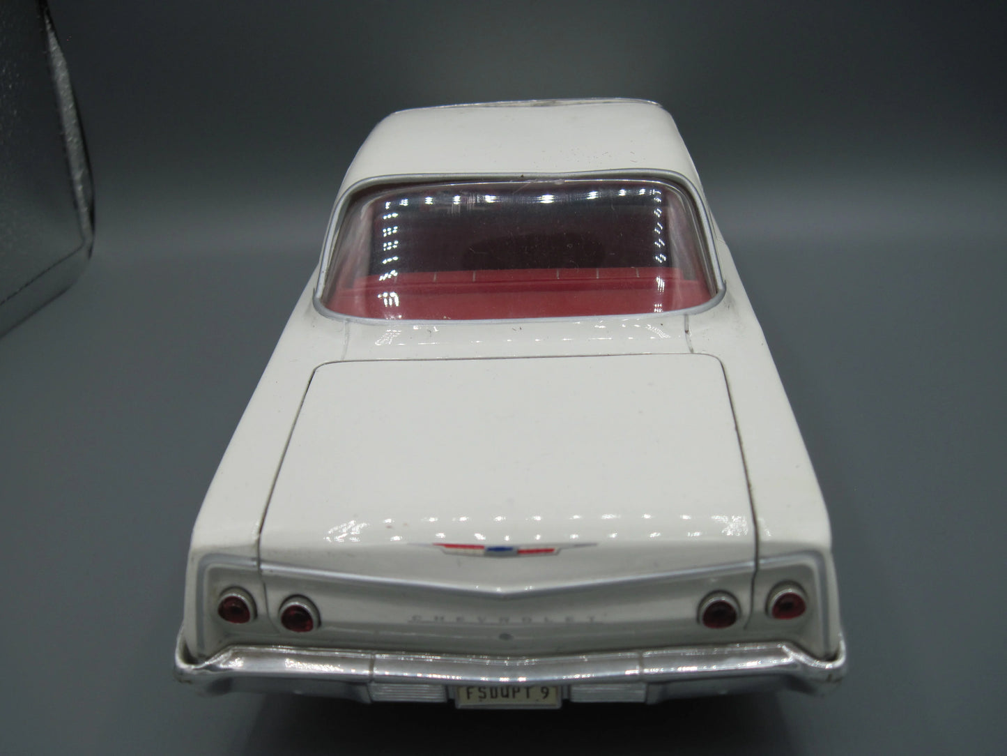 Maisto Special Edition Chevrolet Bel Air 1962 White