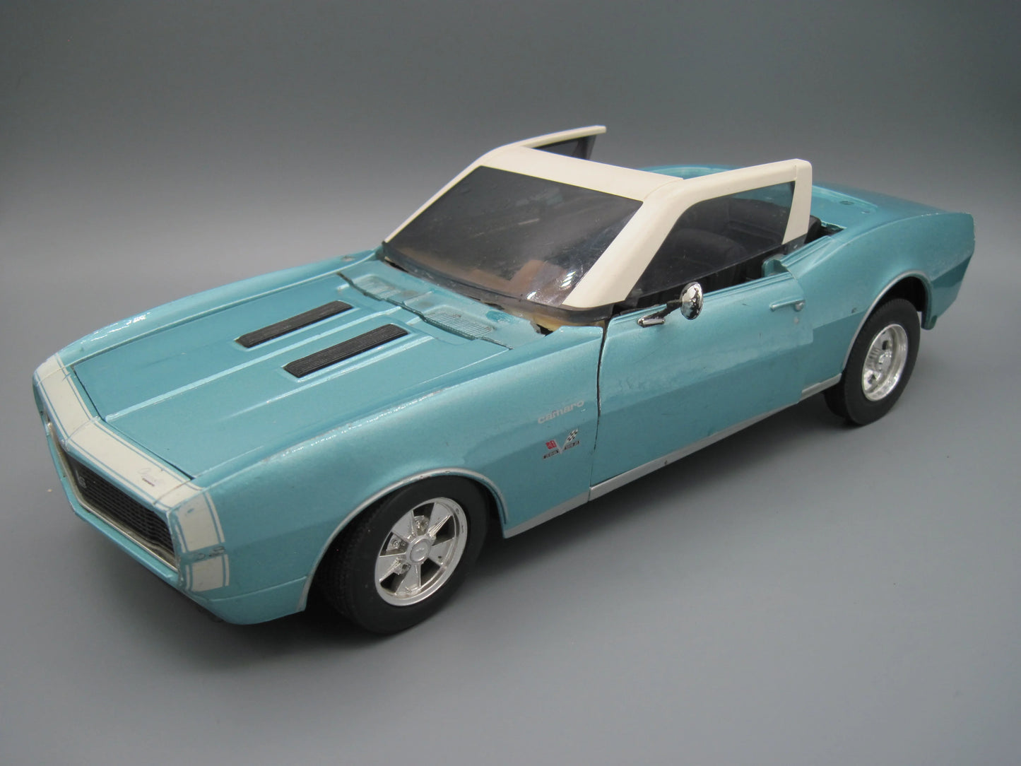 Maisto Special Edition Chevrolet Camaro RS/SS 396 1967 Blue