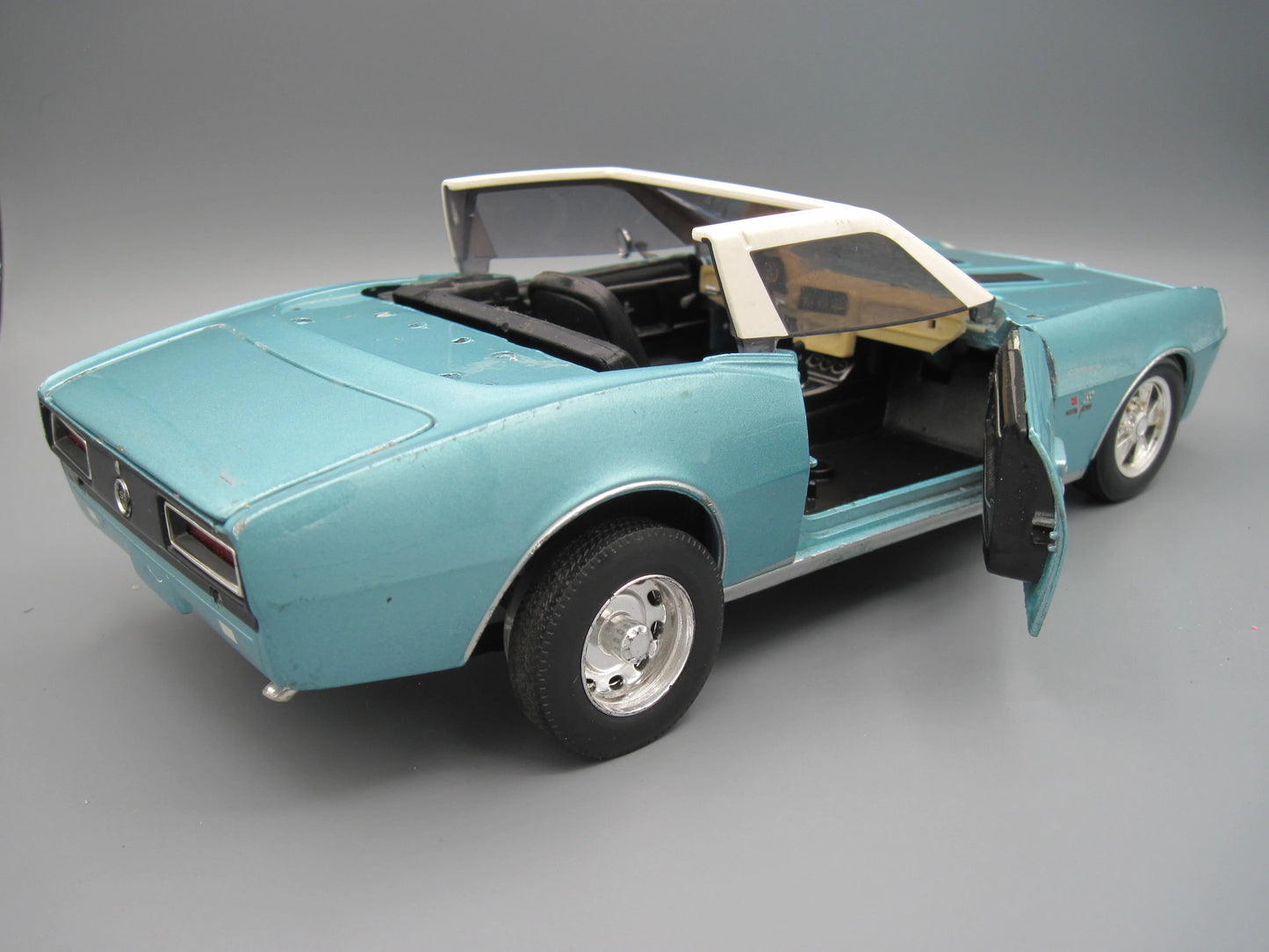 Maisto Special Edition Chevrolet Camaro RS/SS 396 1967 Blue
