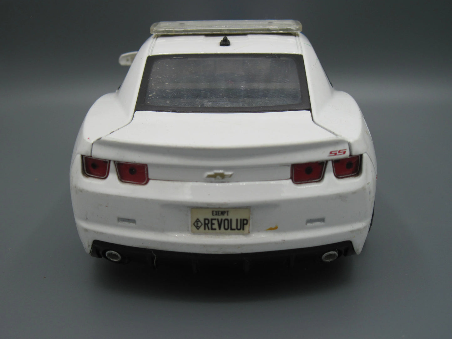 Maisto Special Edition Chevrolet Camaro 2010 White Police Edition