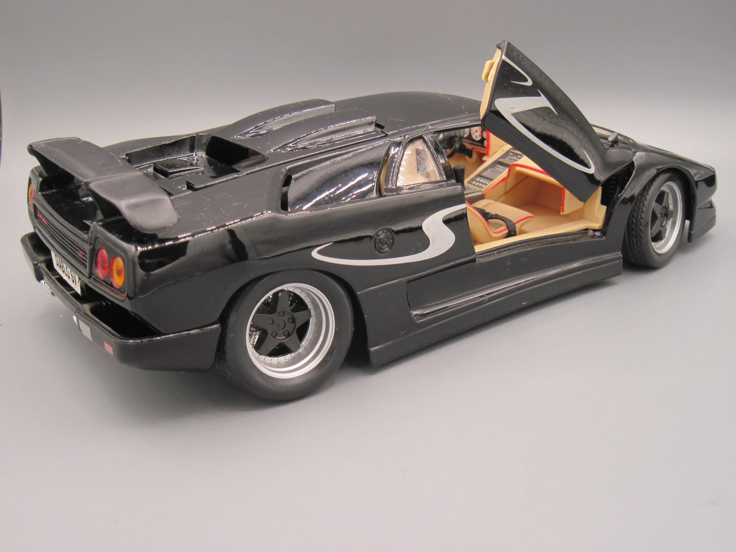 Maisto Special Edition Lamborghini Diablo SV Black