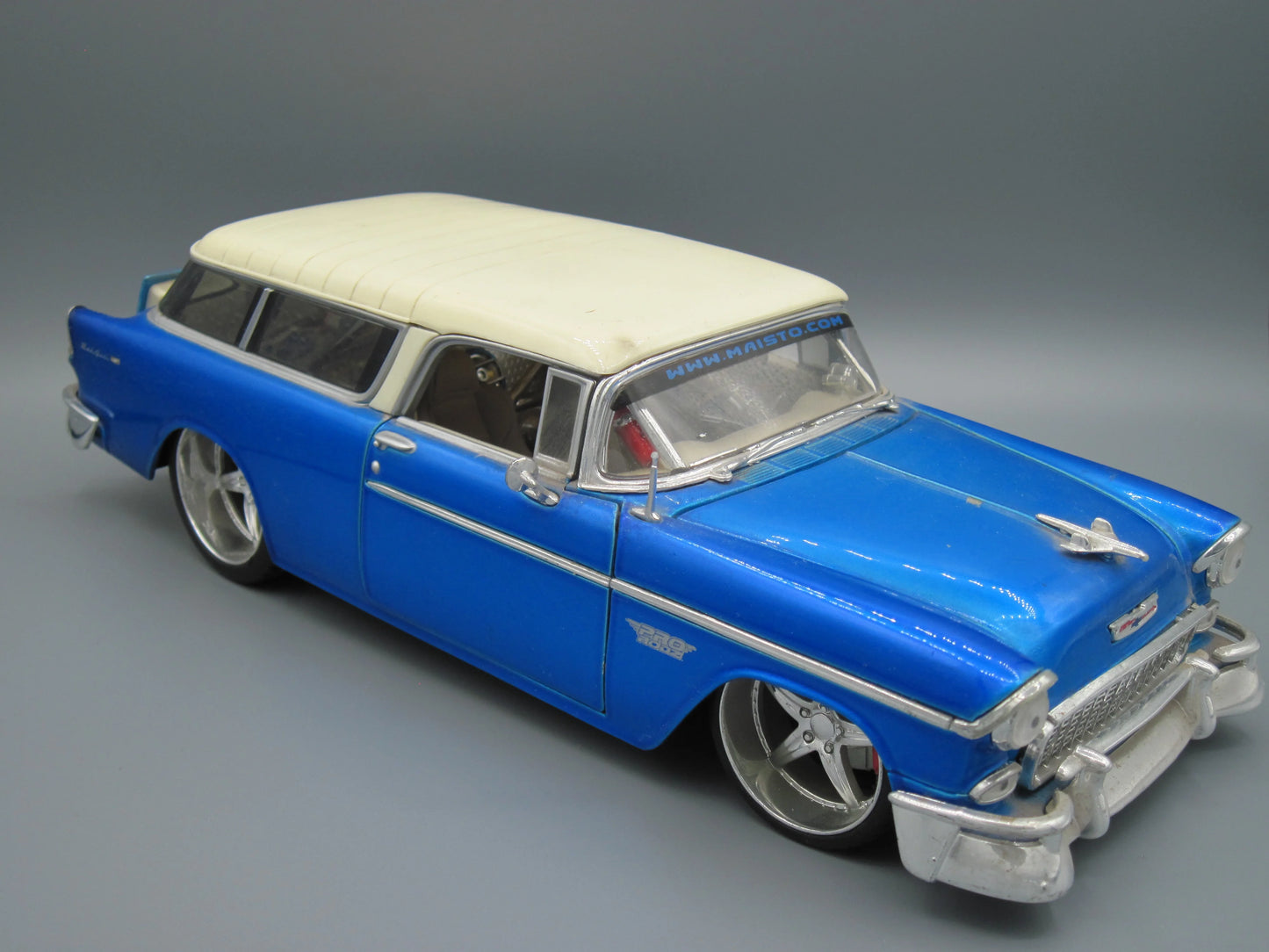 Maisto Special Edition Chevrolet Bel Air Nomad 1955 Blue