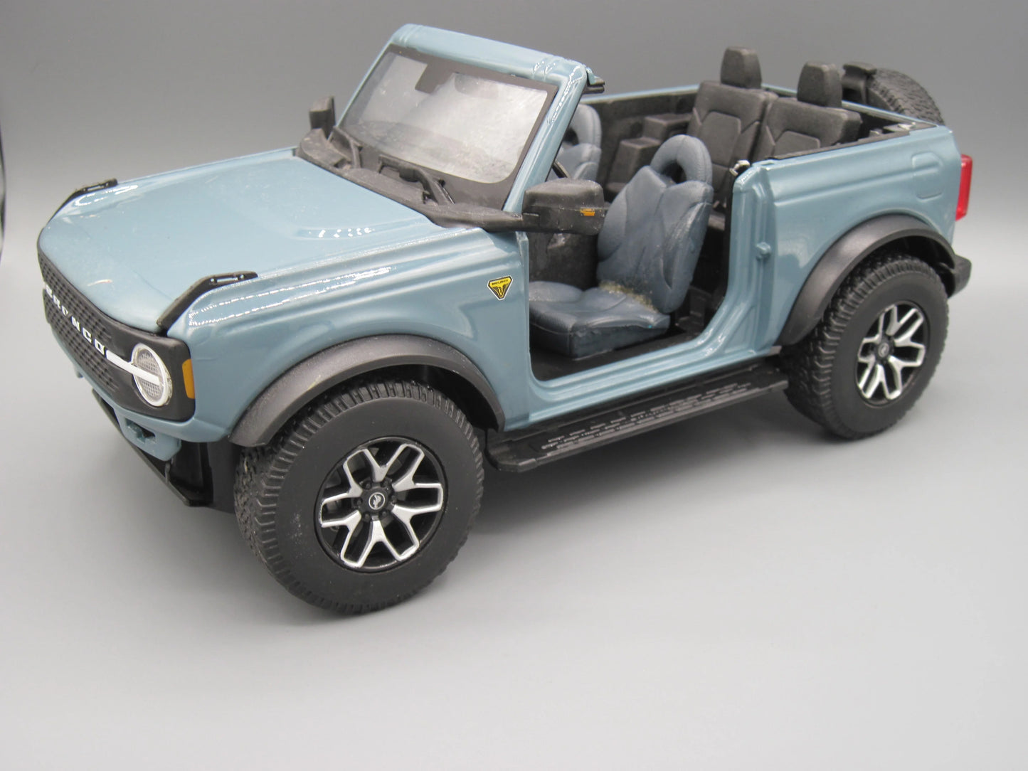 Maisto Special Edition Ford Bronco Blue