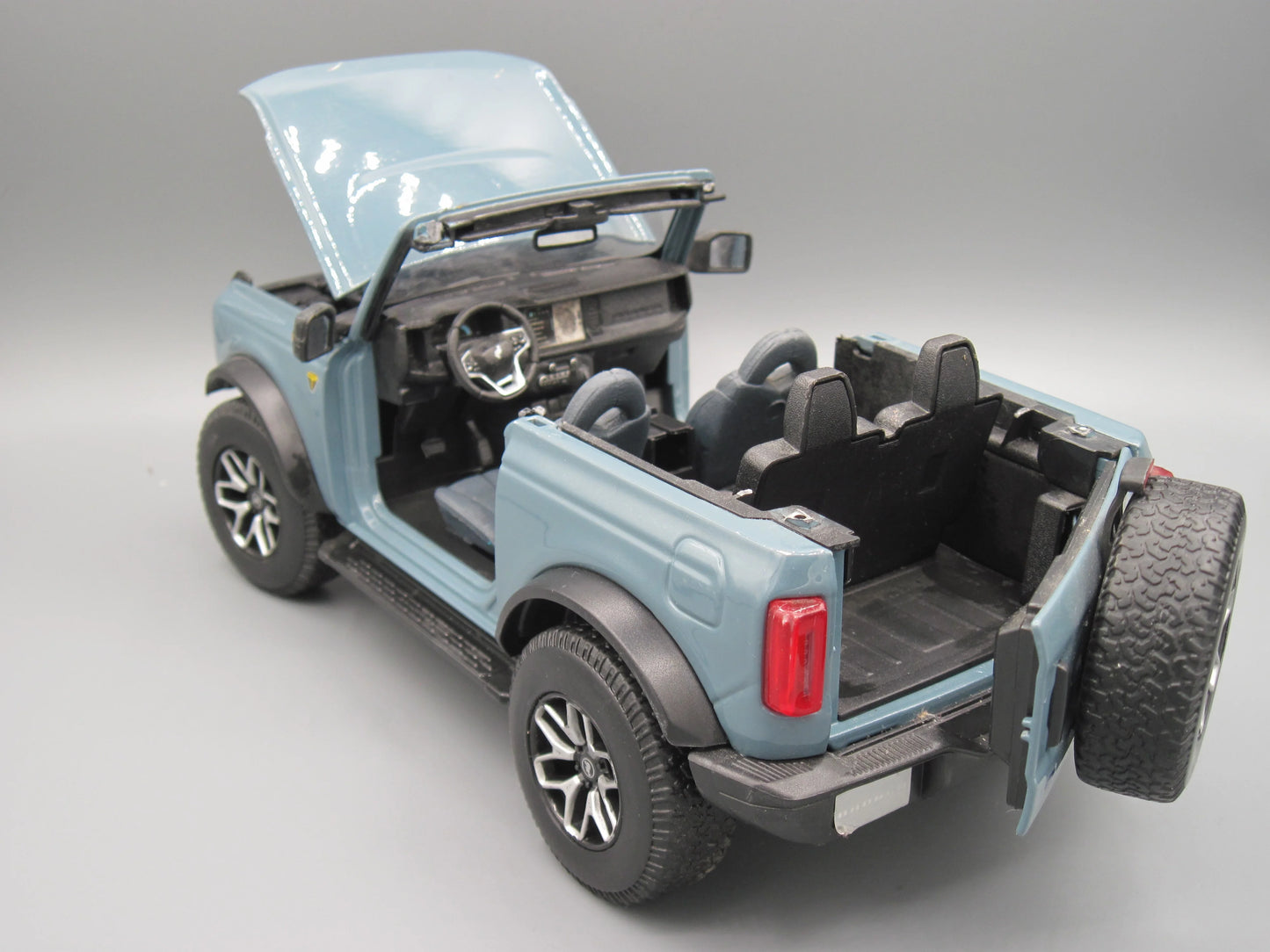 Maisto Special Edition Ford Bronco Blue