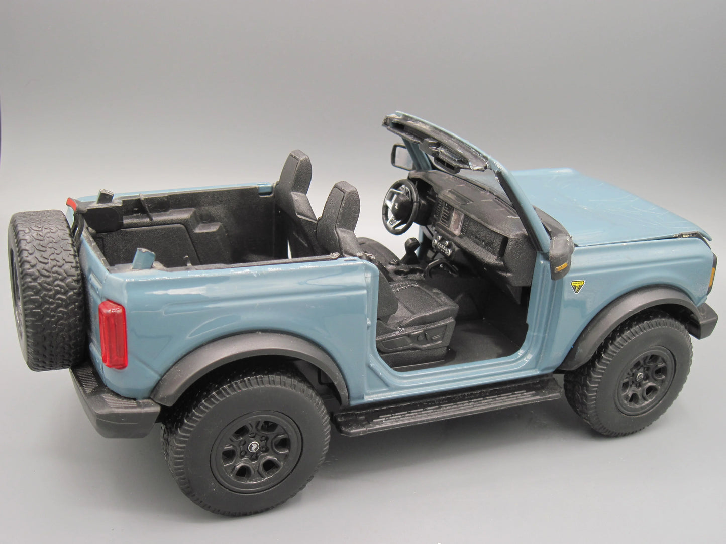 Maisto Special Edition Ford Bronco Blue
