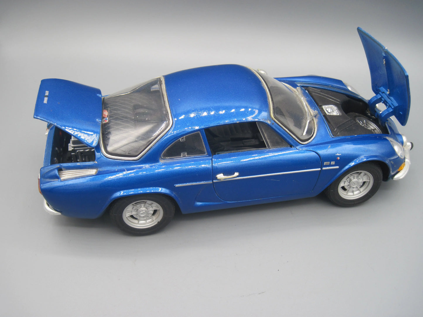 Maisto Alpine Renault 1600S 1971 Blue