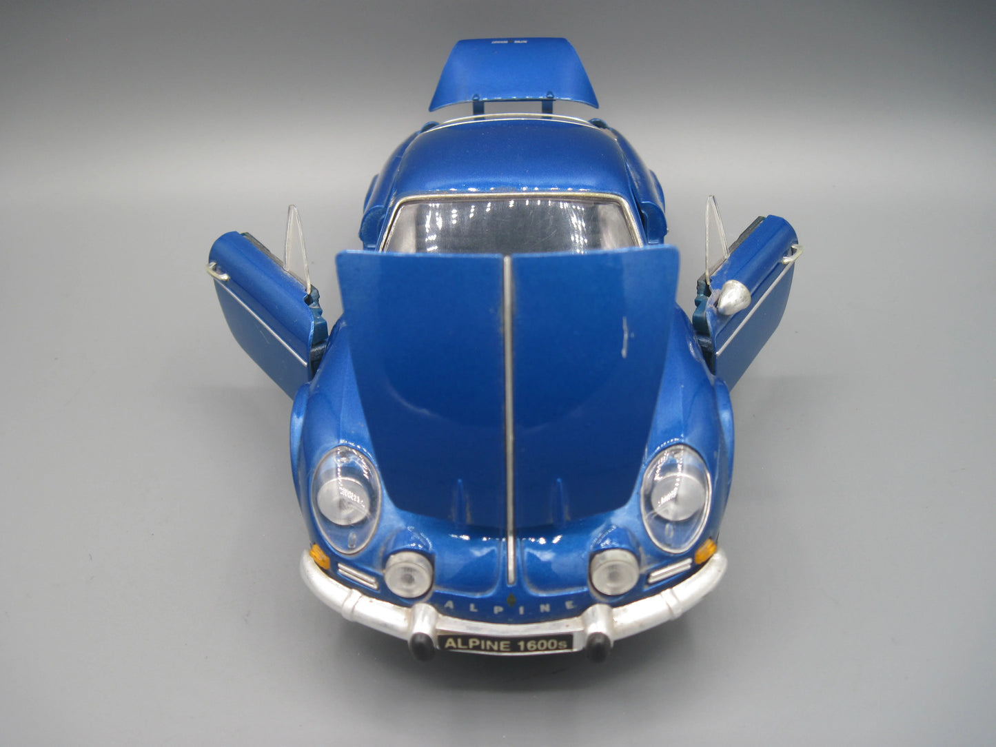 Maisto Alpine Renault 1600S 1971 Blue