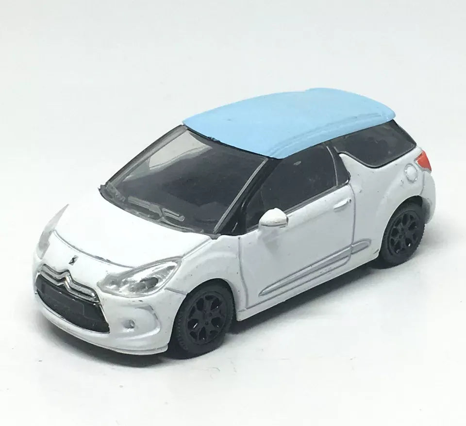 Bburago Citroen DS3 White