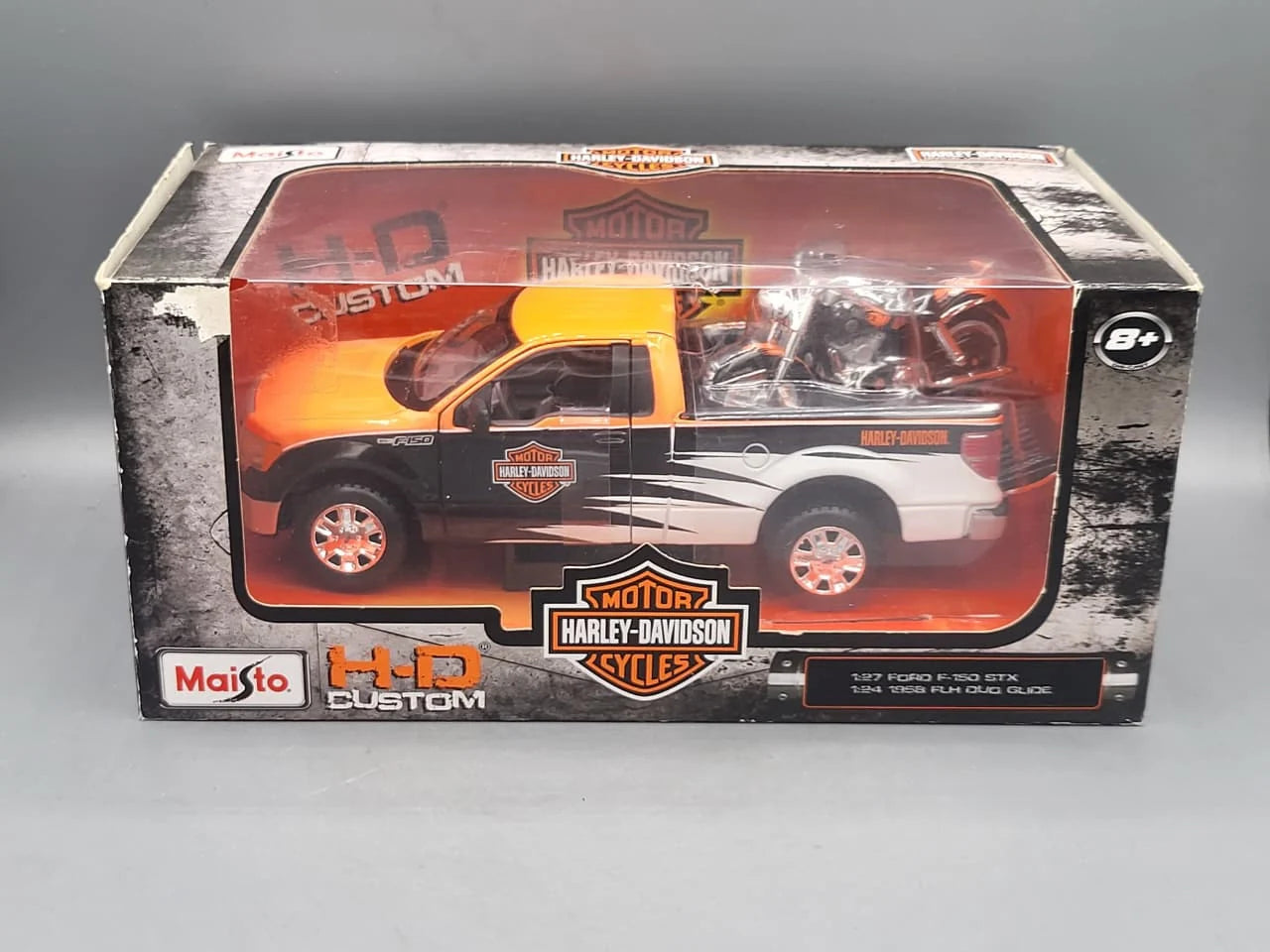 Maisto Ford + HD Motorcycle F-150 STX + FLH Duo Glide Orange, Black