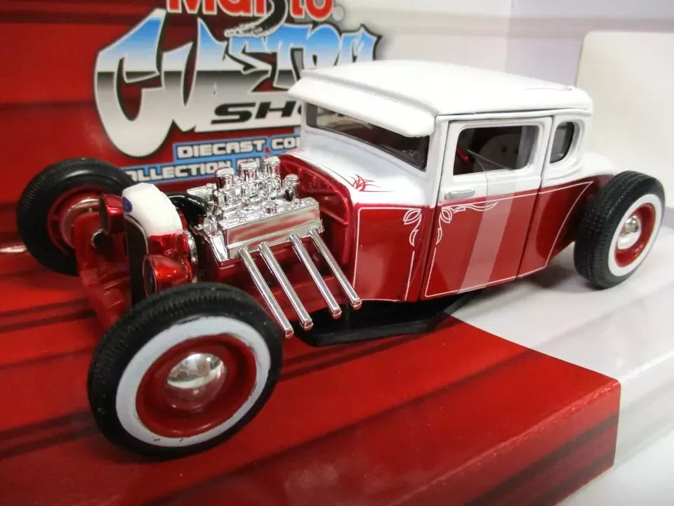 Maisto Special Edition Ford Model A 1929 Red, White Custom Shop