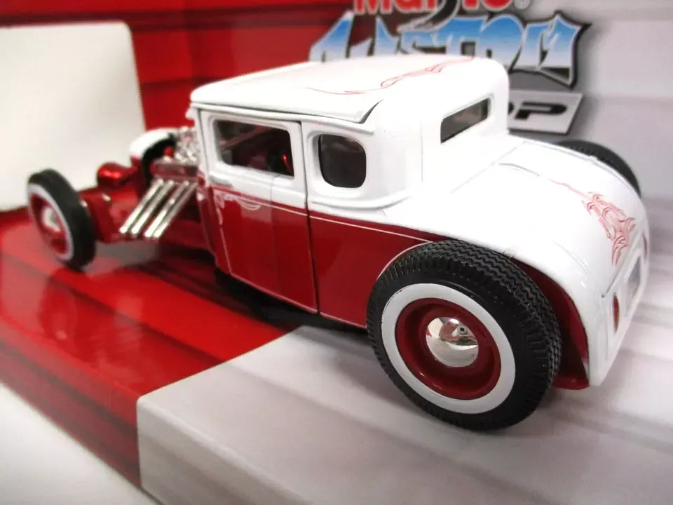 Maisto Special Edition Ford Model A 1929 Red, White Custom Shop