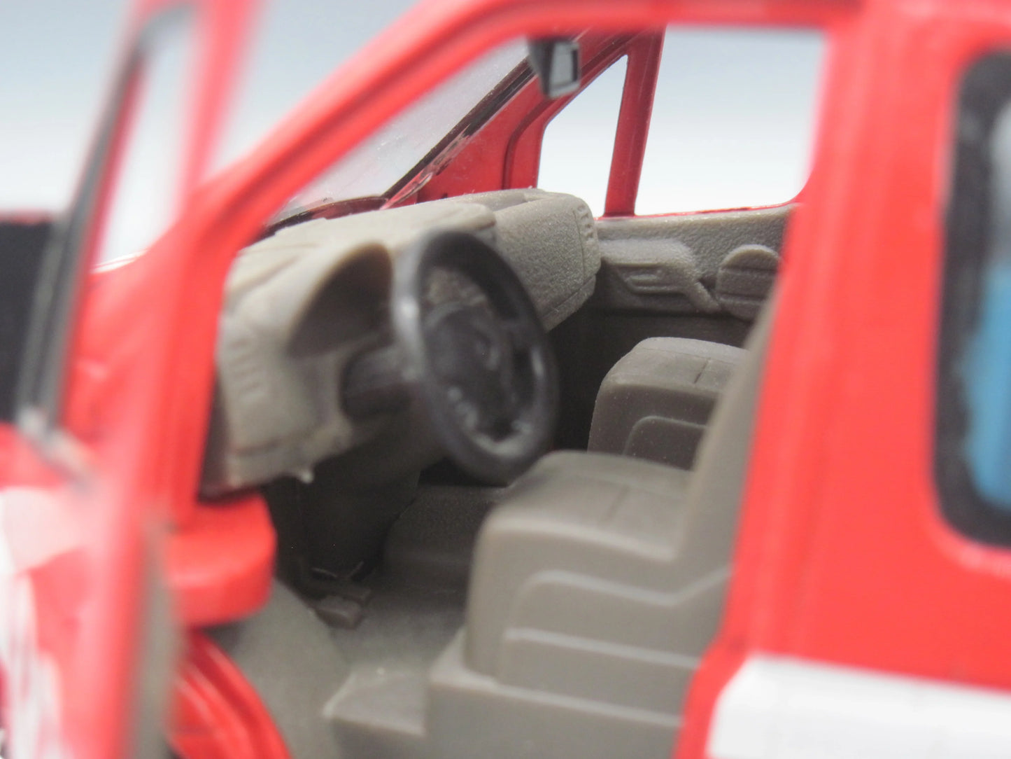 Abtonpom Fire Service Van Red