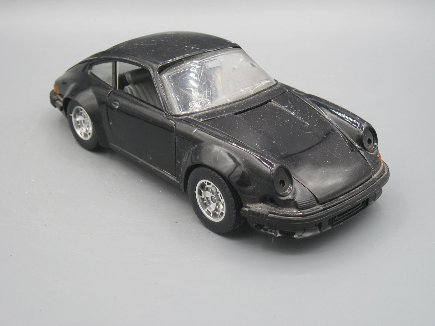 Bburago Porsche 911 Black