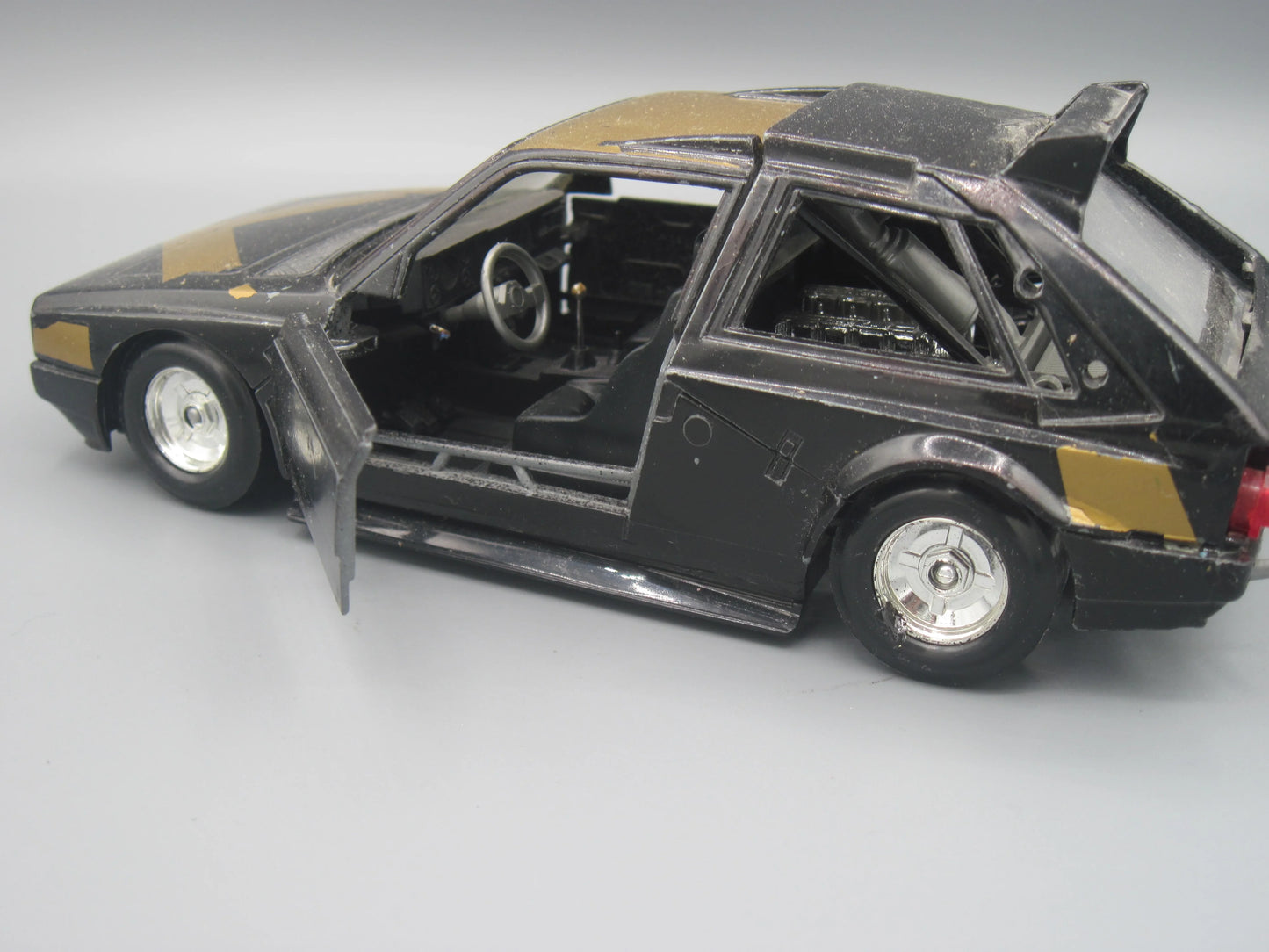 Bburago Lancia Delta S4 Black