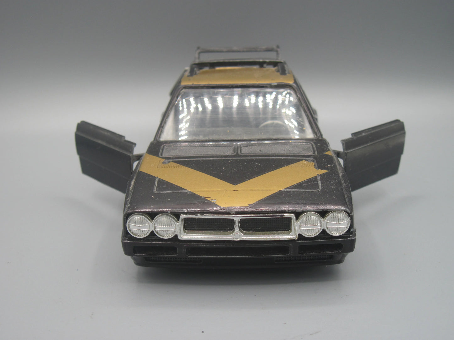 Bburago Lancia Delta S4 Black