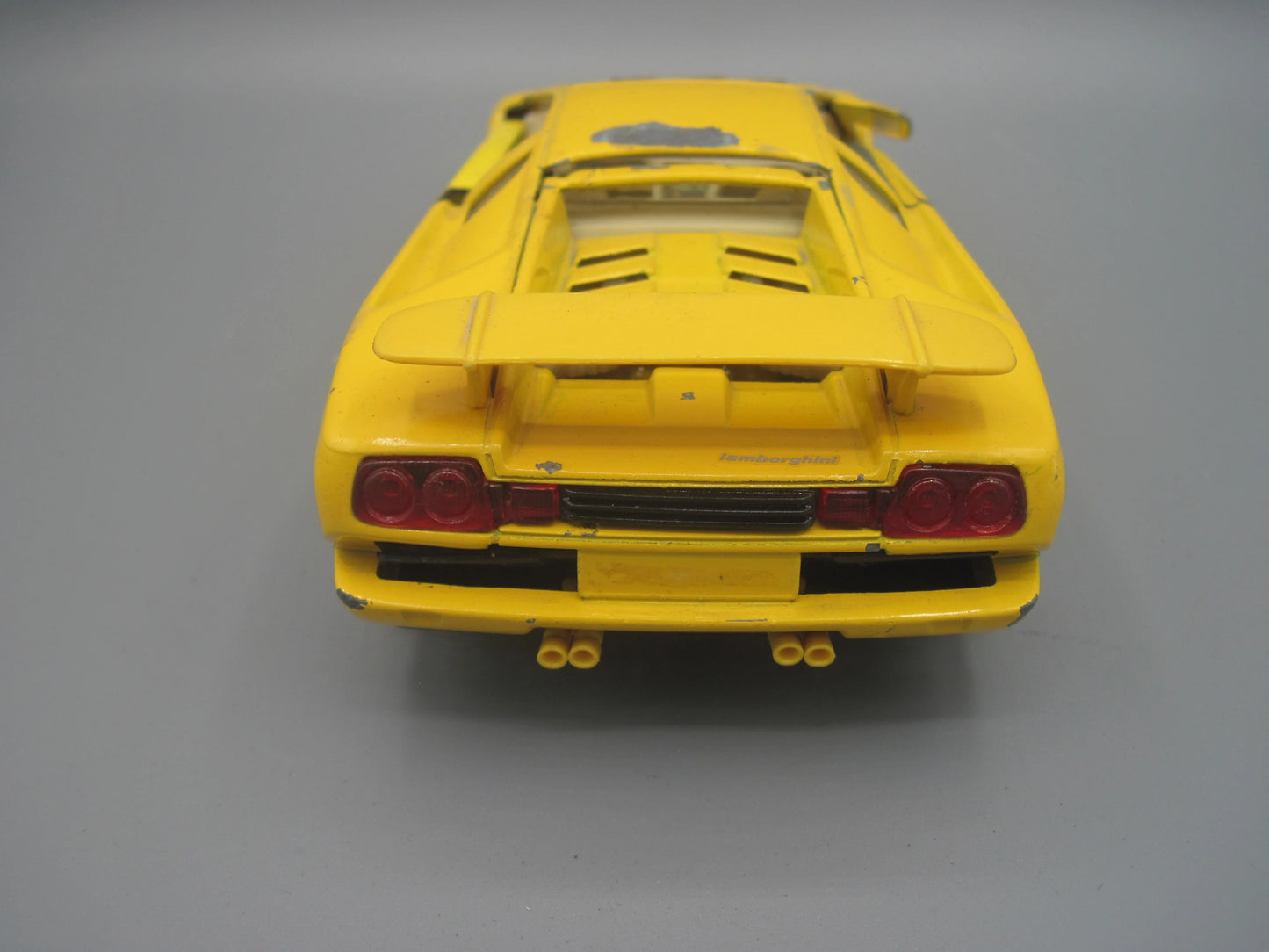 Bburago Lamborghini Diablo 1990 Yellow