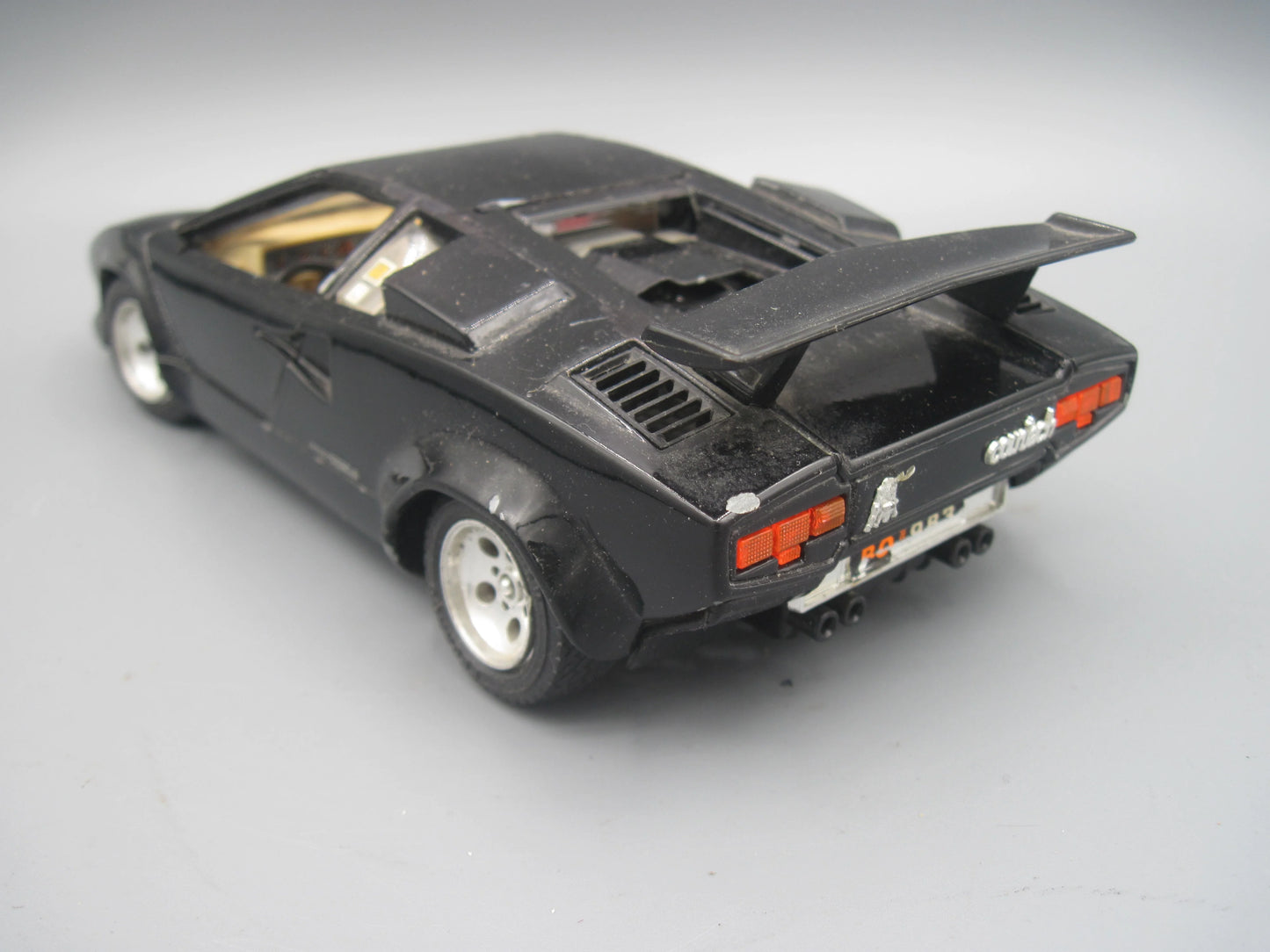 Bburago Lamborghini Countach 1988 Black