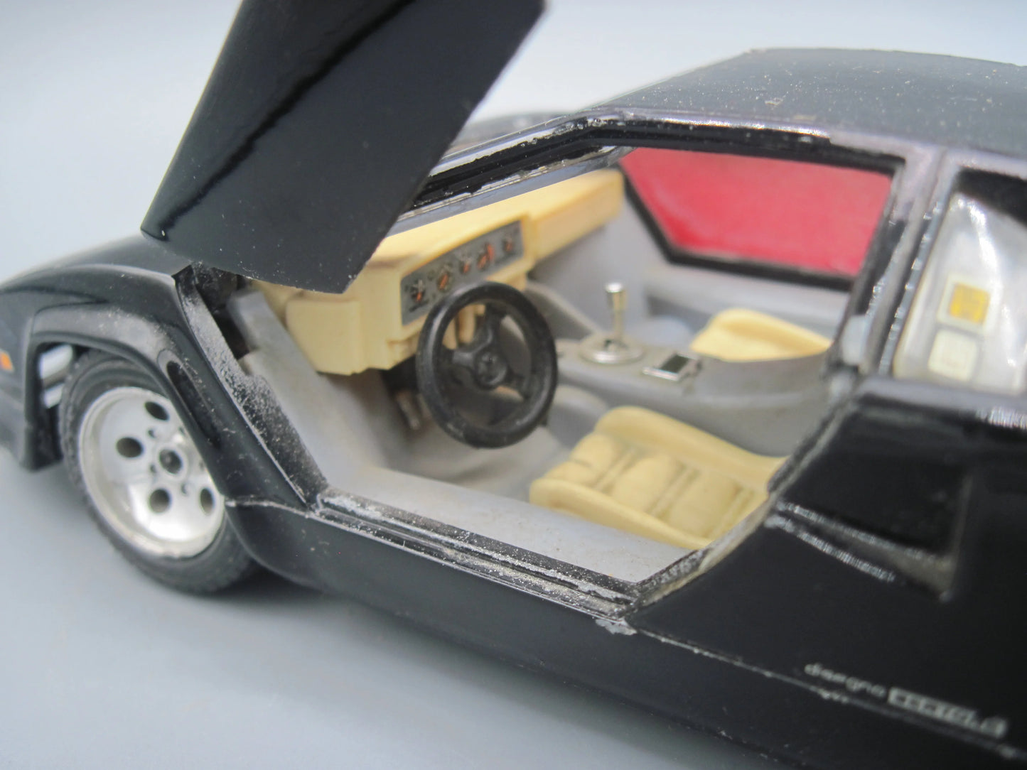 Bburago Lamborghini Countach 1988 Black