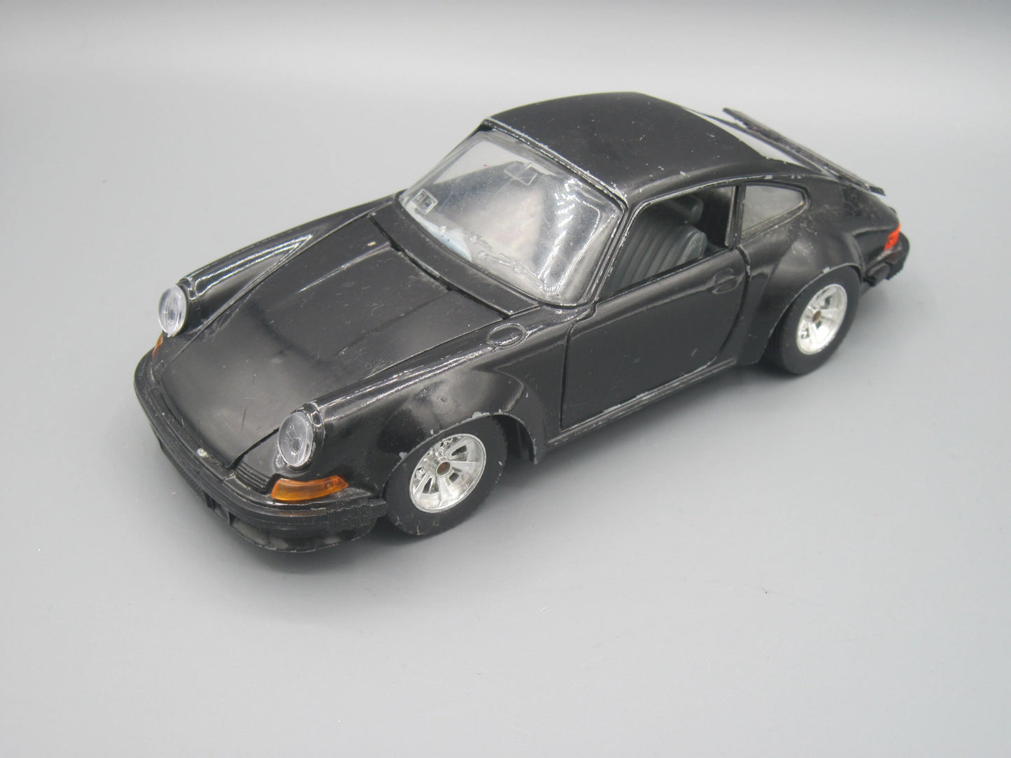 Bburago Porsche 911 Black