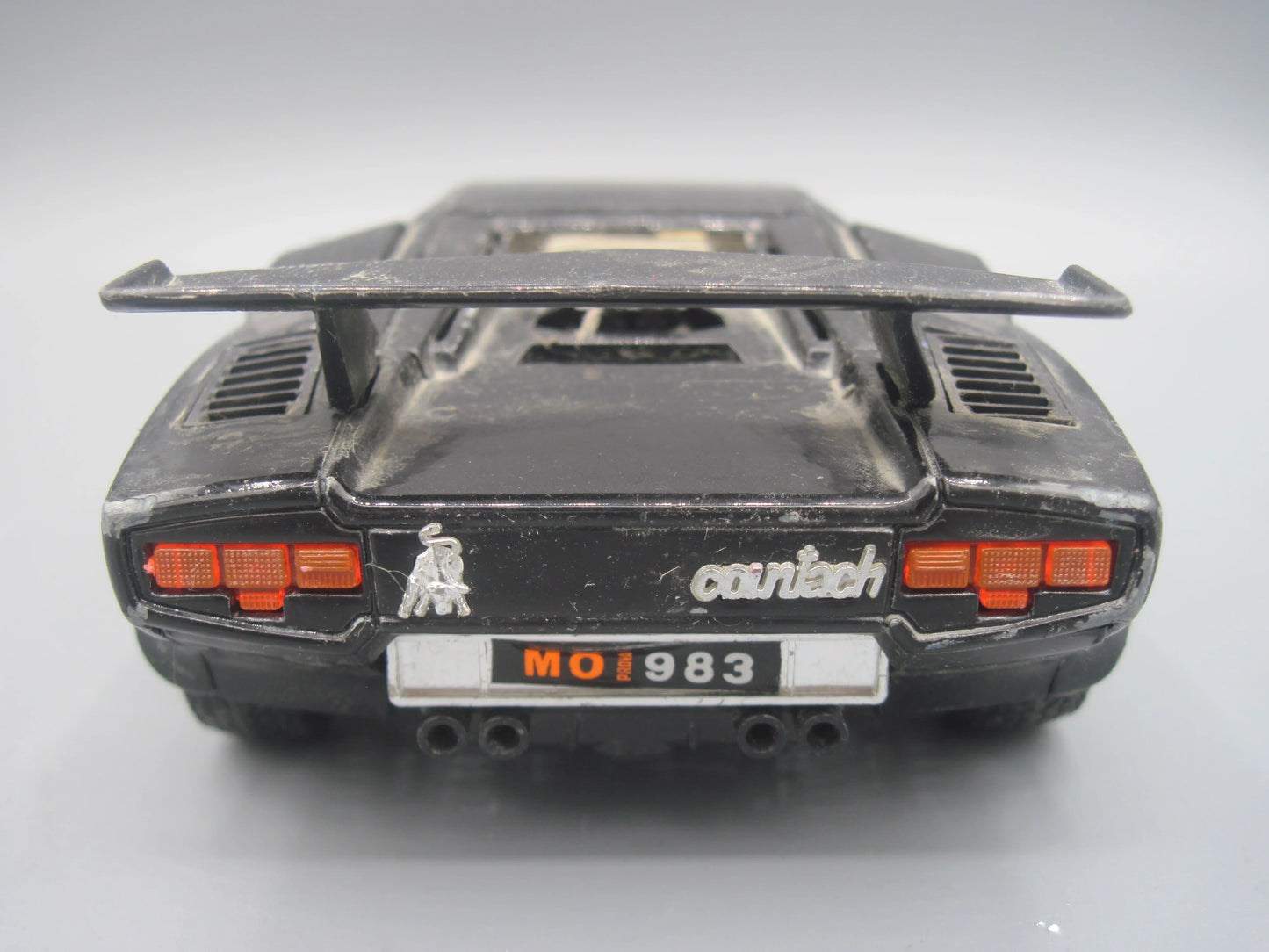 Bburago Lamborghini Countach 1988 Black
