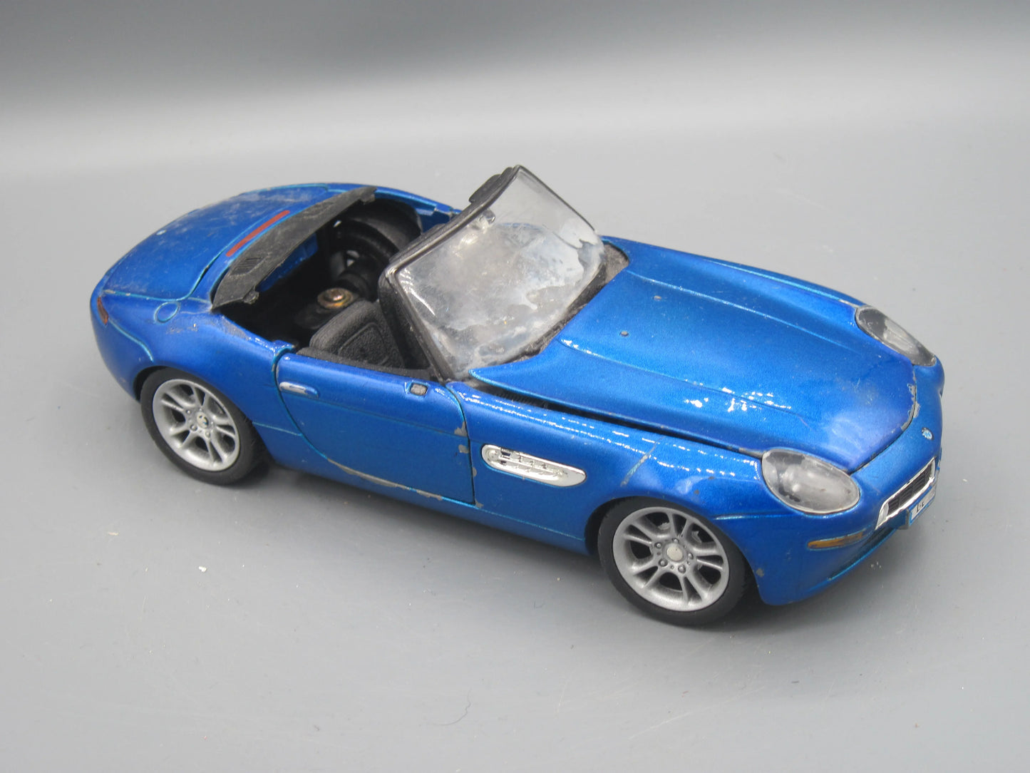 BMW Z8 Roadster Blue