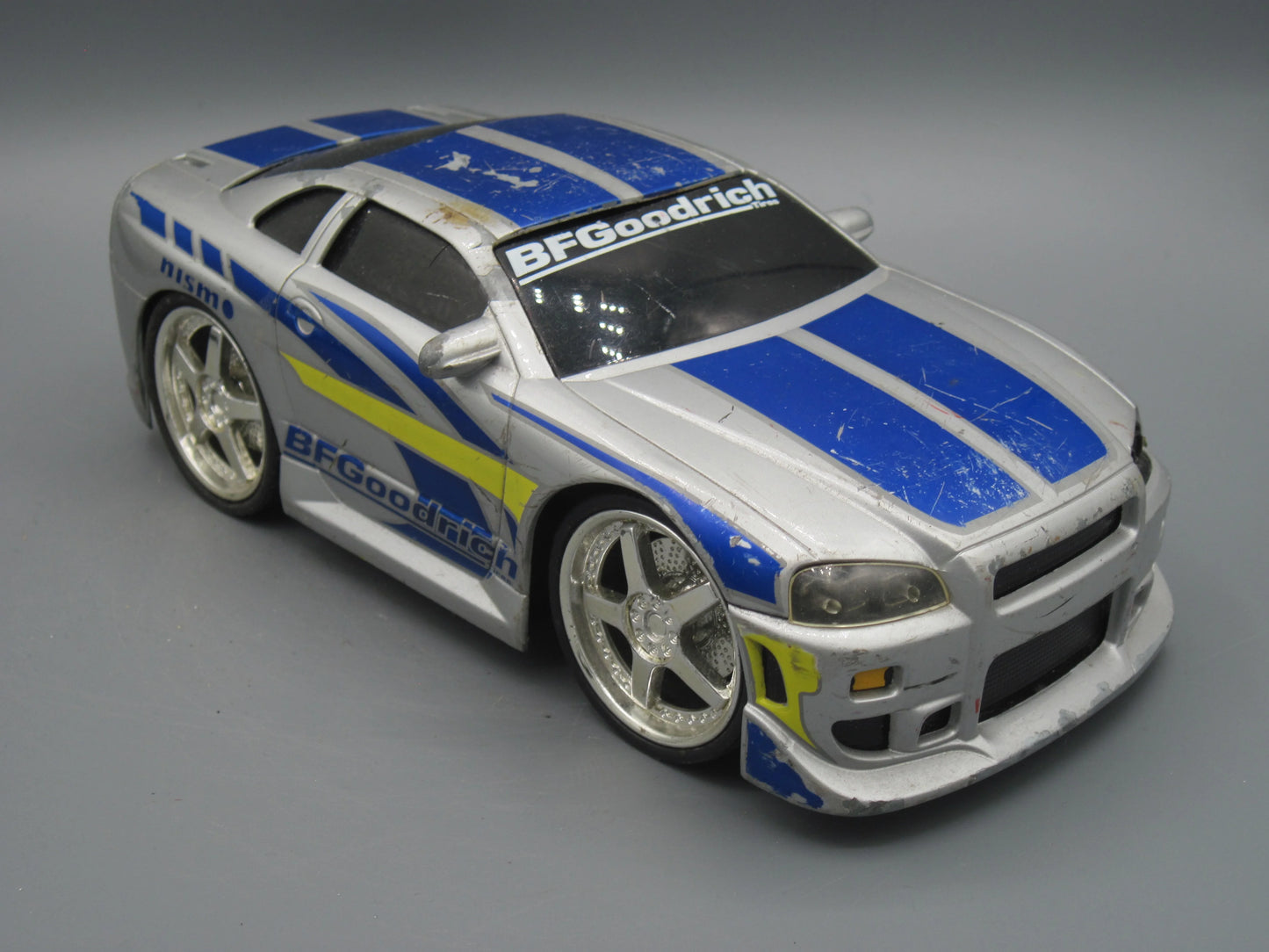 Hot Wheels Nissan Skyline 1999 Silver
