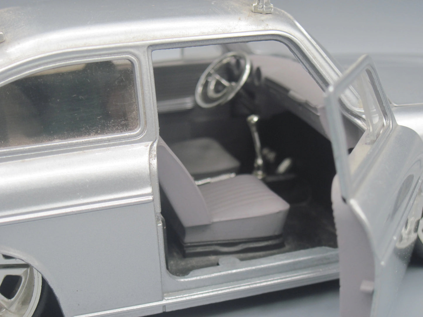 Jada Volkswagen 1600 TL (FASTBACK) 1965 Silver
