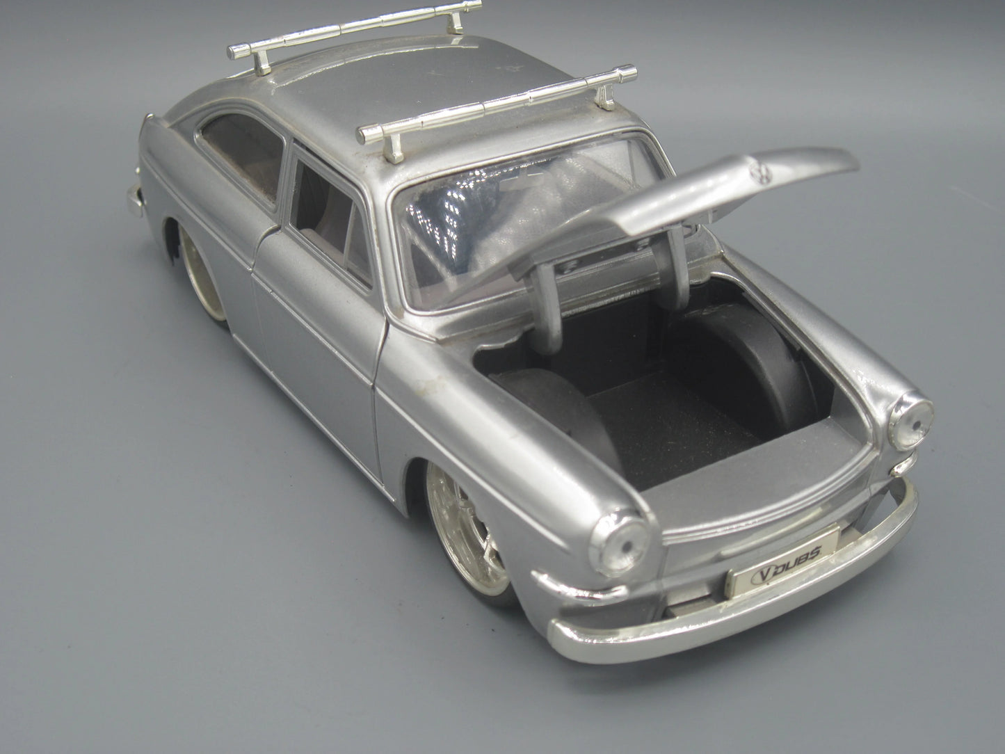 Jada Volkswagen 1600 TL (FASTBACK) 1965 Silver