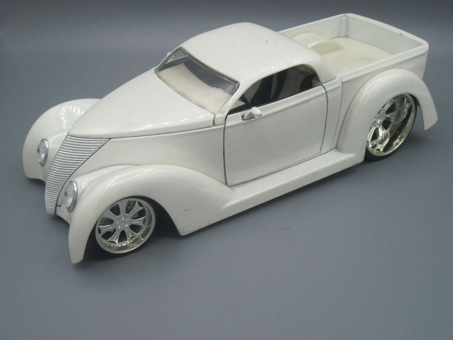Jada Ford D-Rods 1937 White