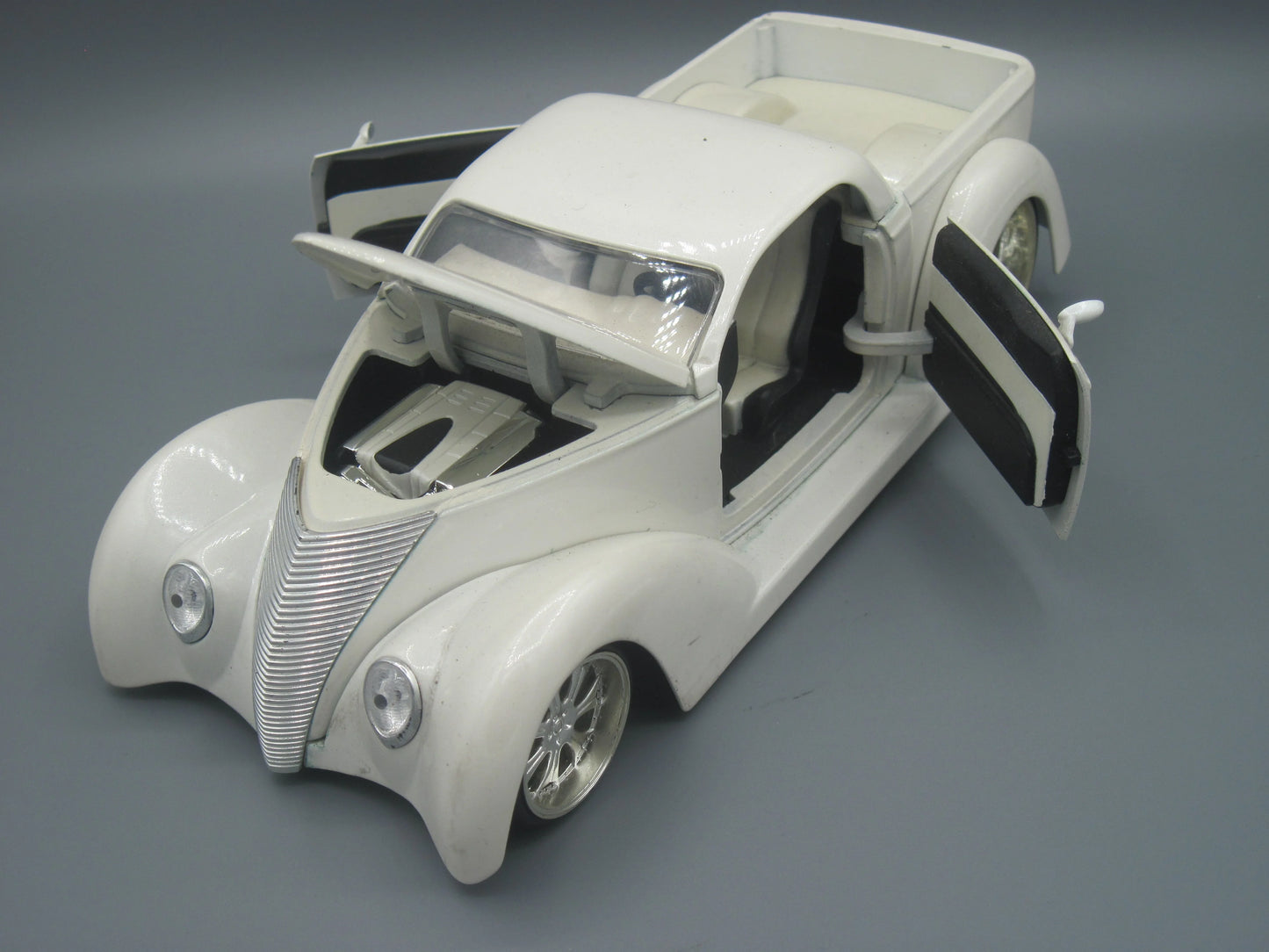 Jada Ford D-Rods 1937 White