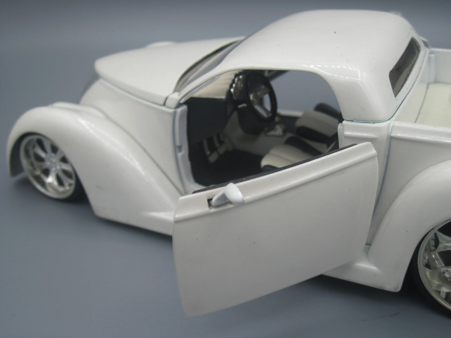 Jada Ford D-Rods 1937 White