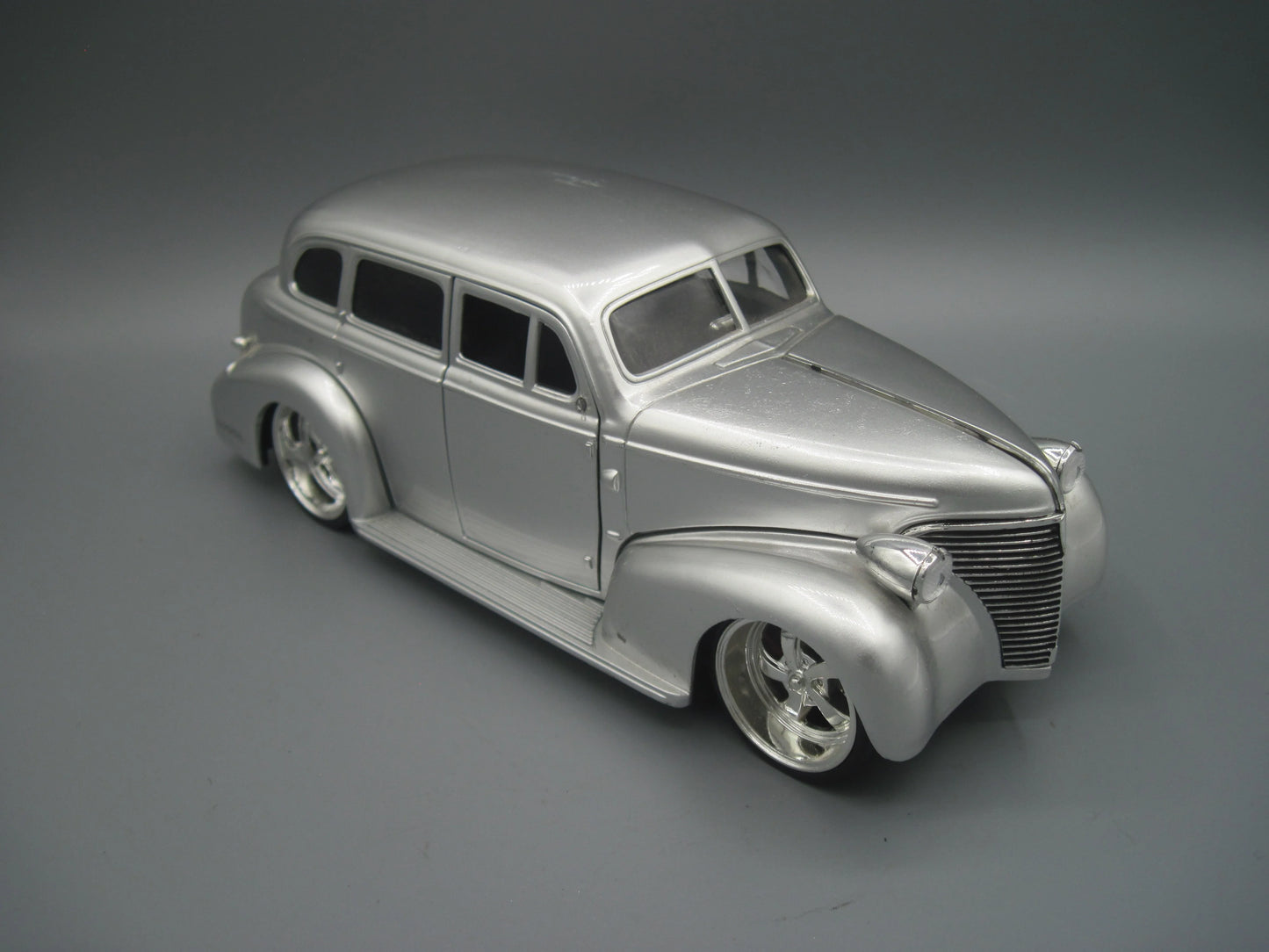 Jada Chevrolet Master Deluxe OLDSKOOL 1939 Silver