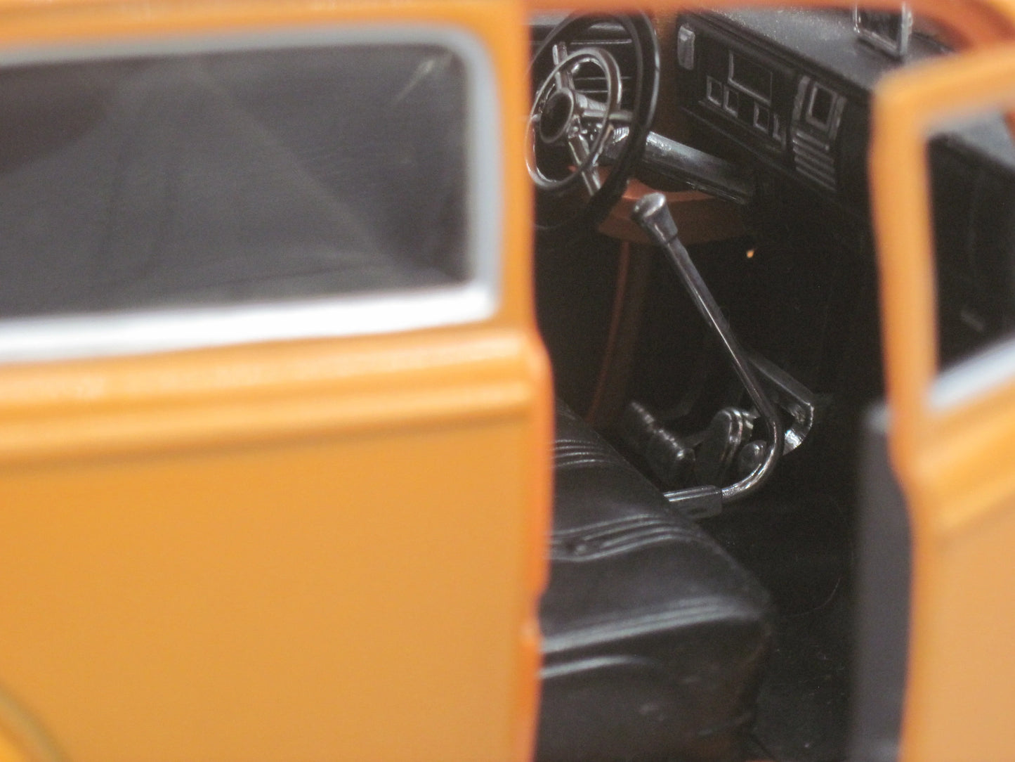 Jada Chevrolet Master Deluxe OLDSKOOL 1939 Orange