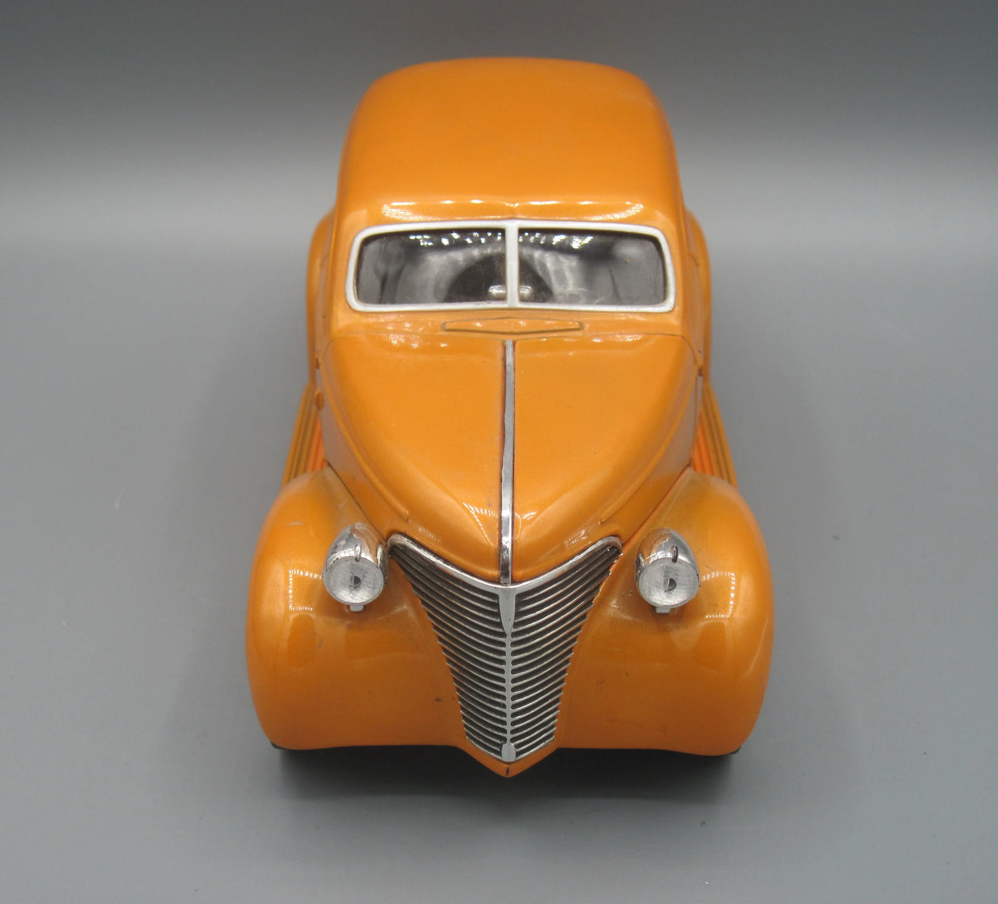 Jada Chevrolet Master Deluxe OLDSKOOL 1939 Orange