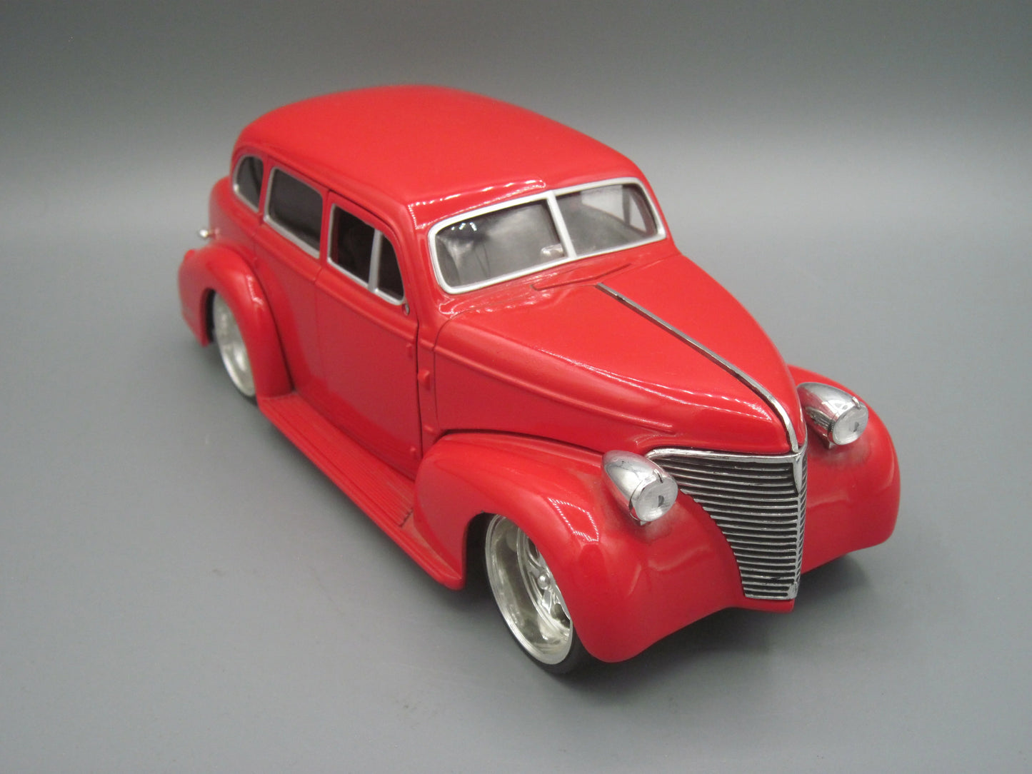 Jada Chevrolet Master Deluxe OLDSKOOL 1939 Red